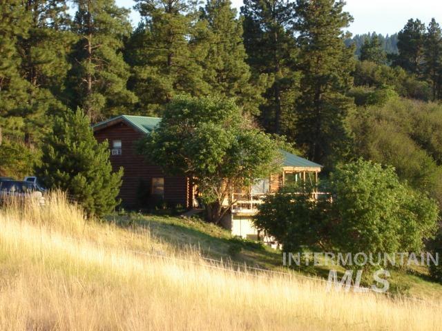 39055 Hilltop Ln. Property Photo