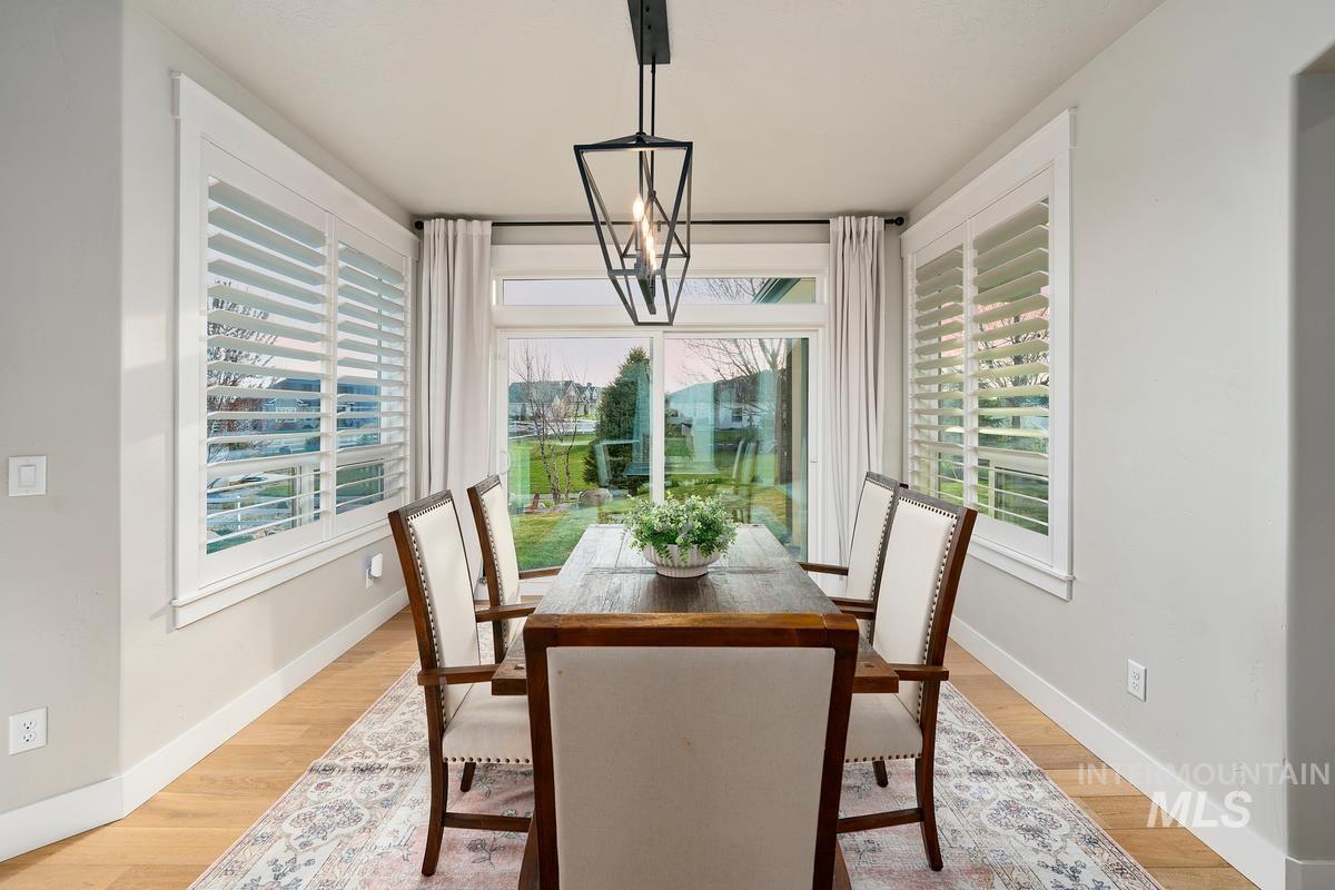 15111 Pinehurst Way Property Photo 13