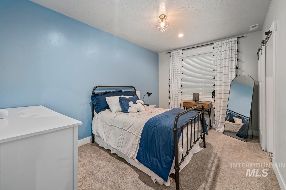 15111 Pinehurst Way Property Photo 30