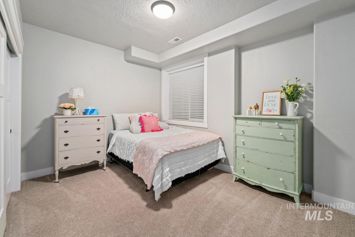 15111 Pinehurst Way Property Photo 32