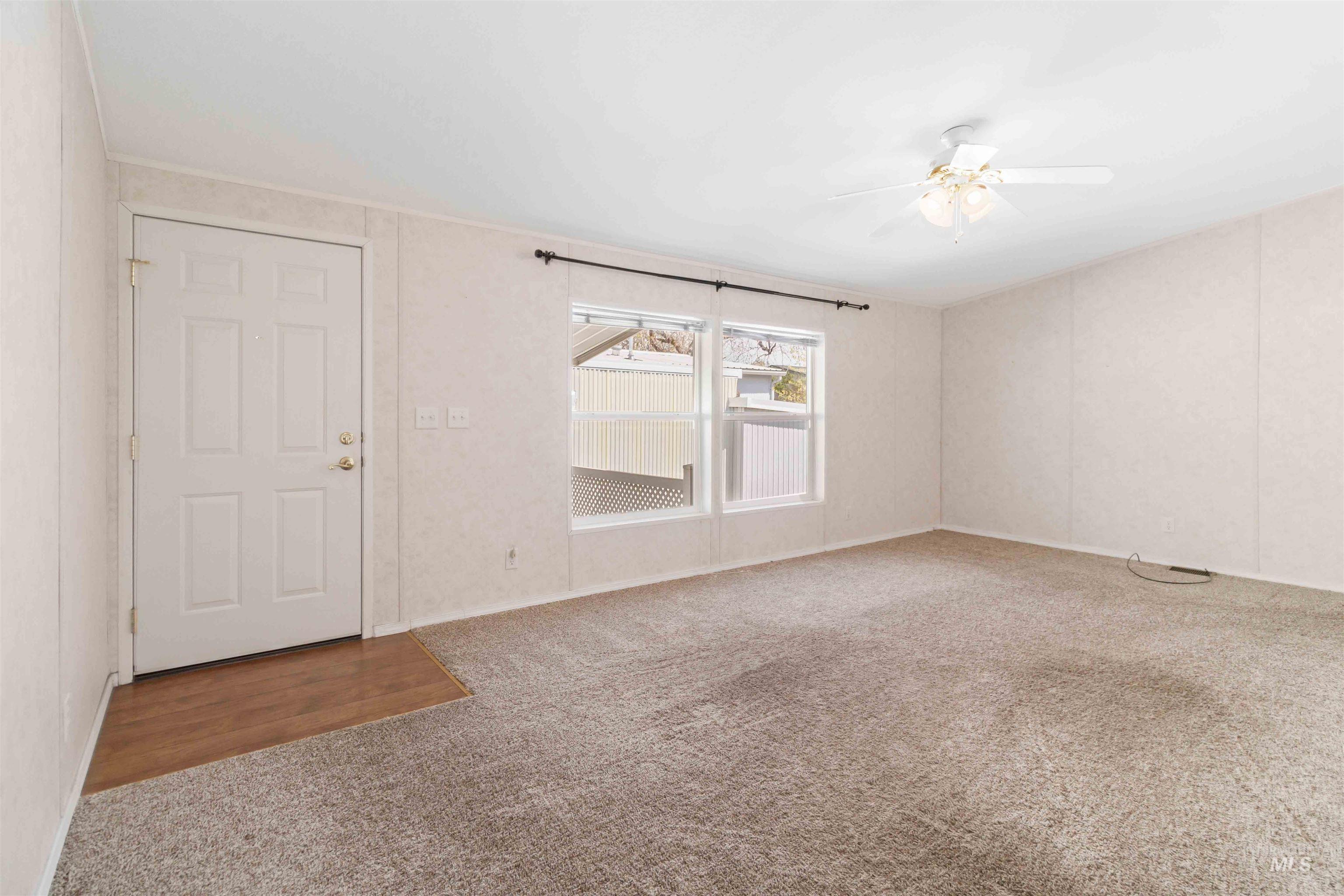 9390 Ustick Property Photo 3