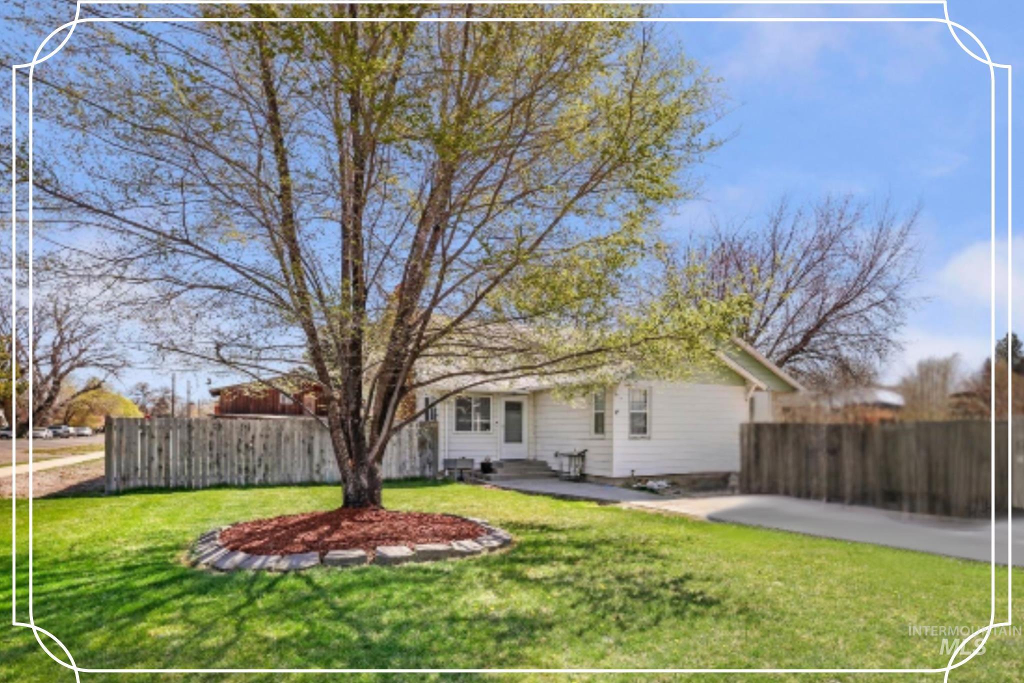 706 Utah St Property Photo