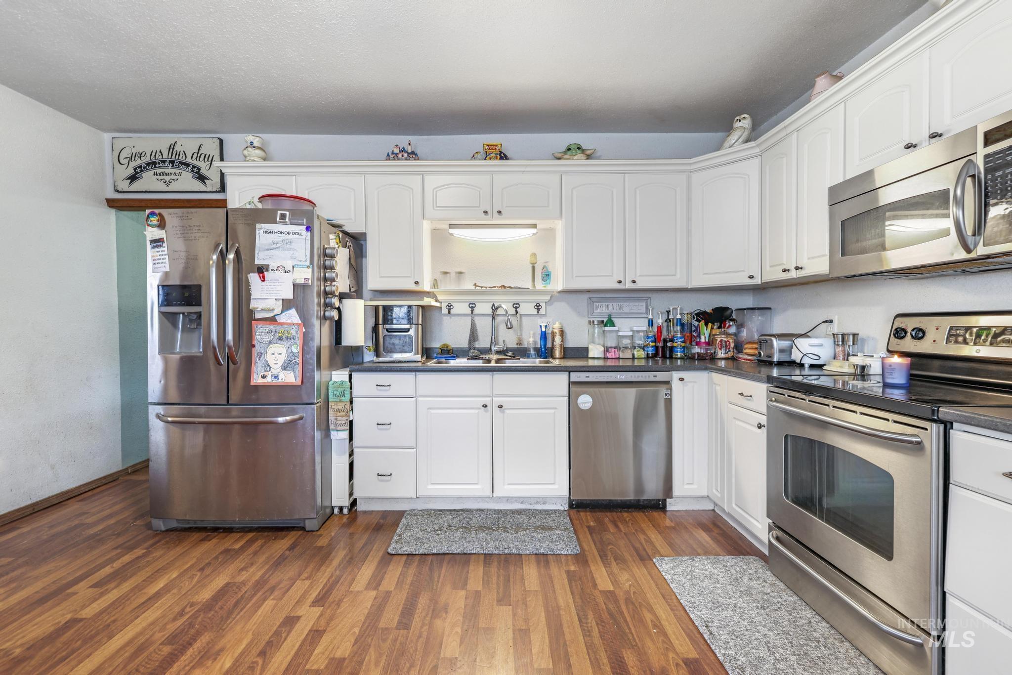 706 Utah St Property Photo 7