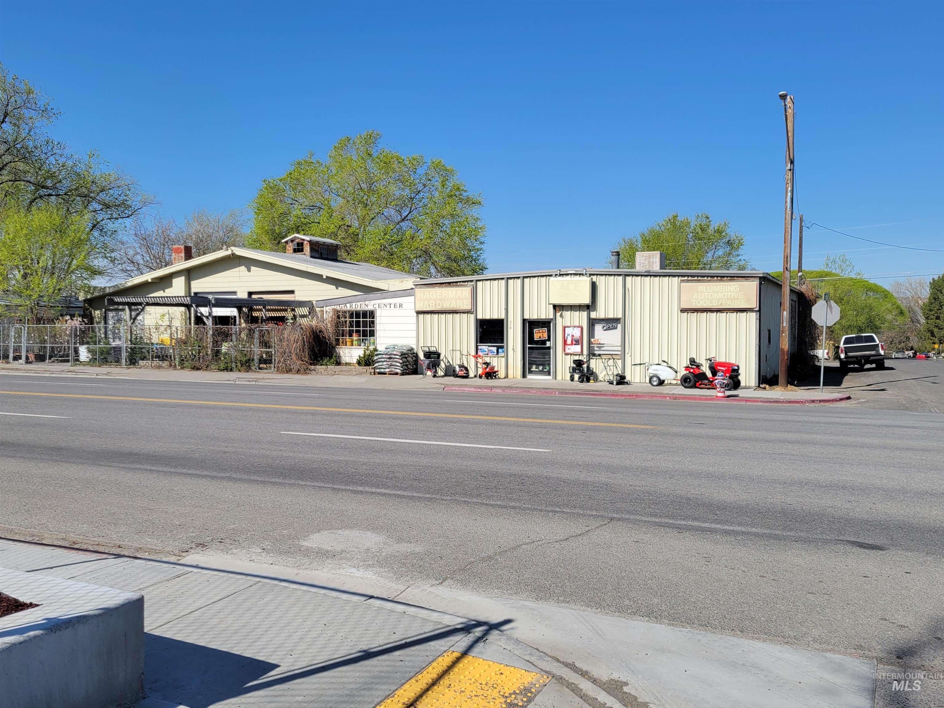 310 S State St. Property Photo