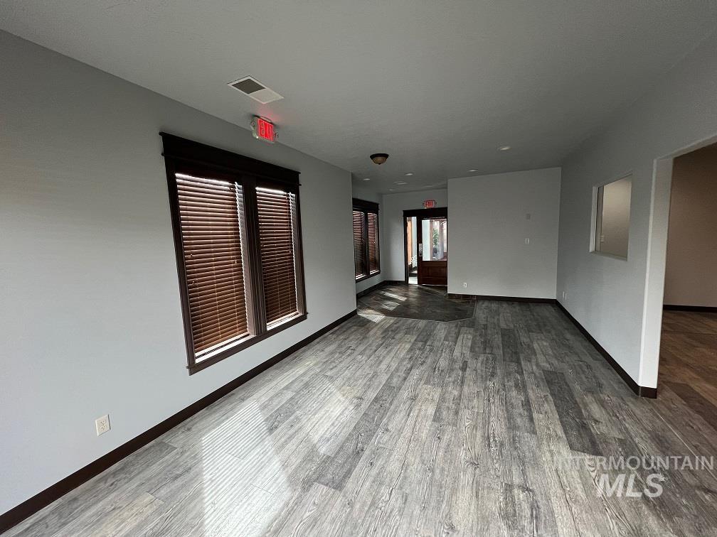 430 W Iowa Avenue Property Photo 2