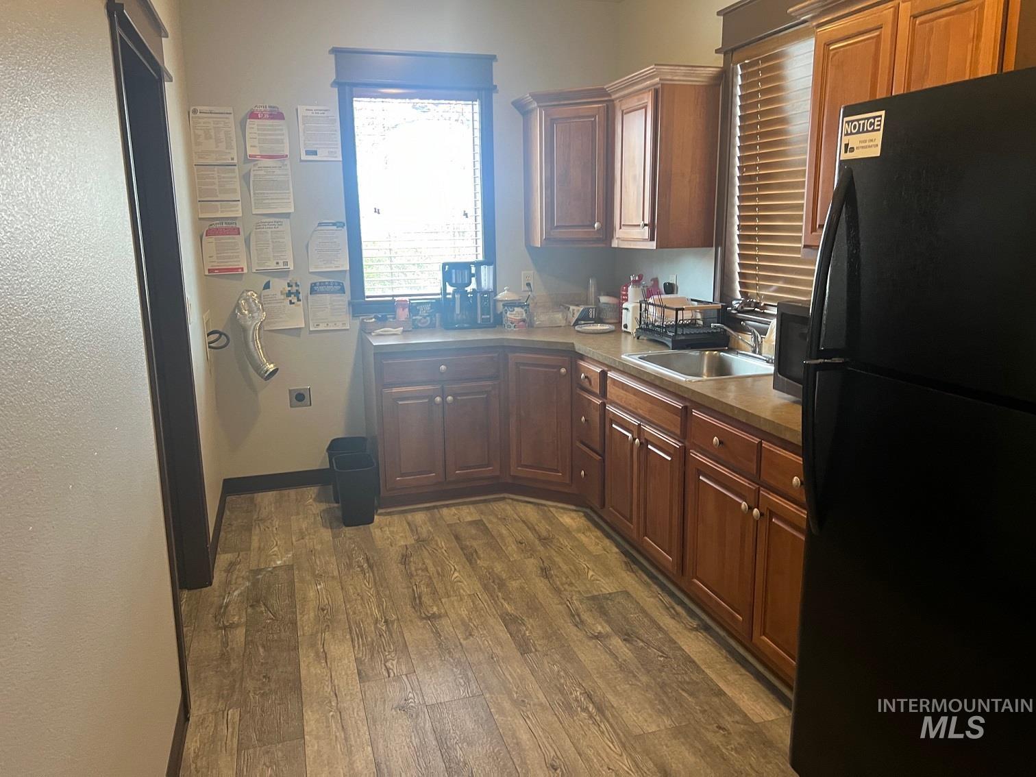 430 W Iowa Avenue Property Photo 4