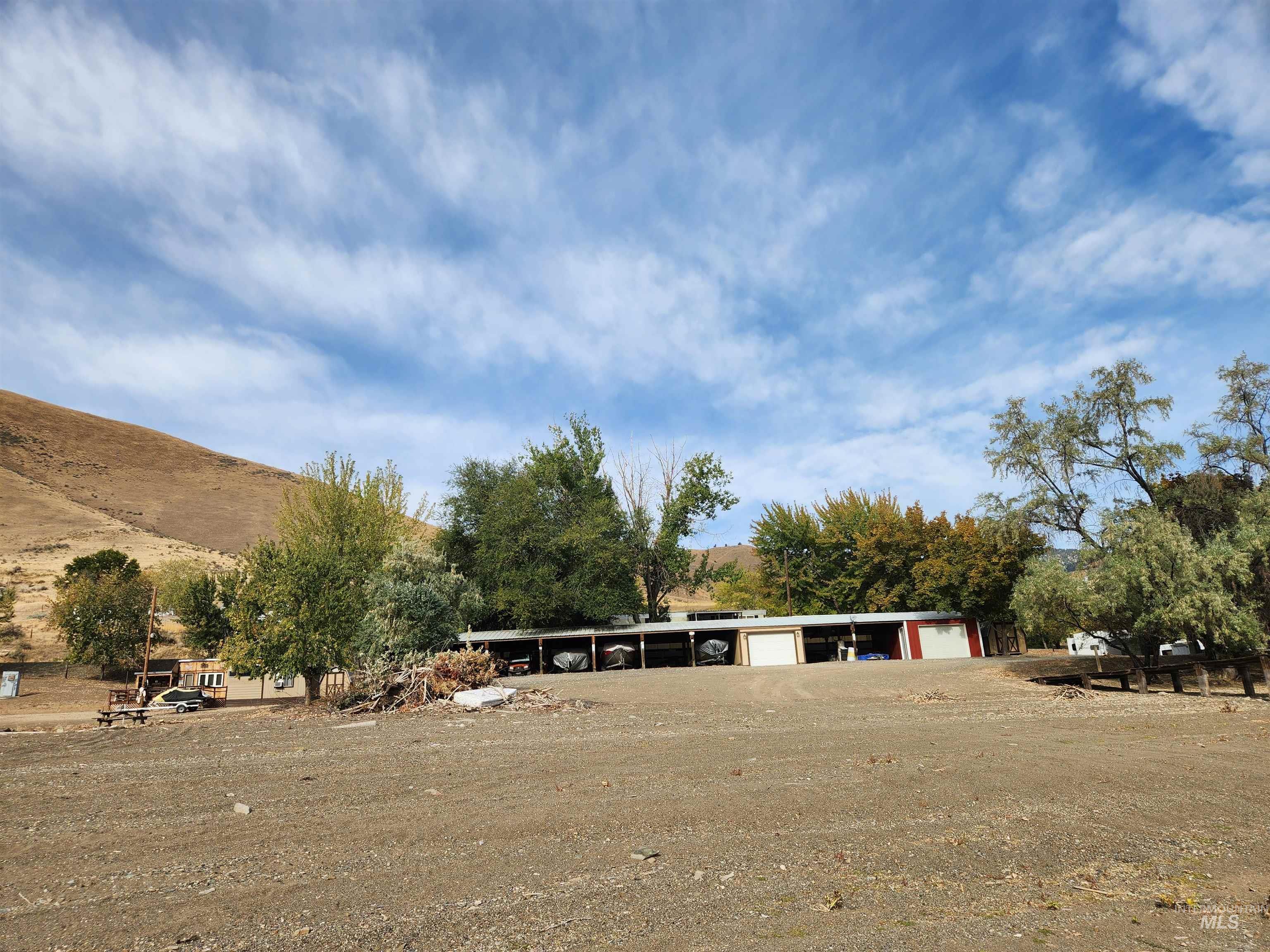 Huntington School District 16j Real Estate Listings Main Image