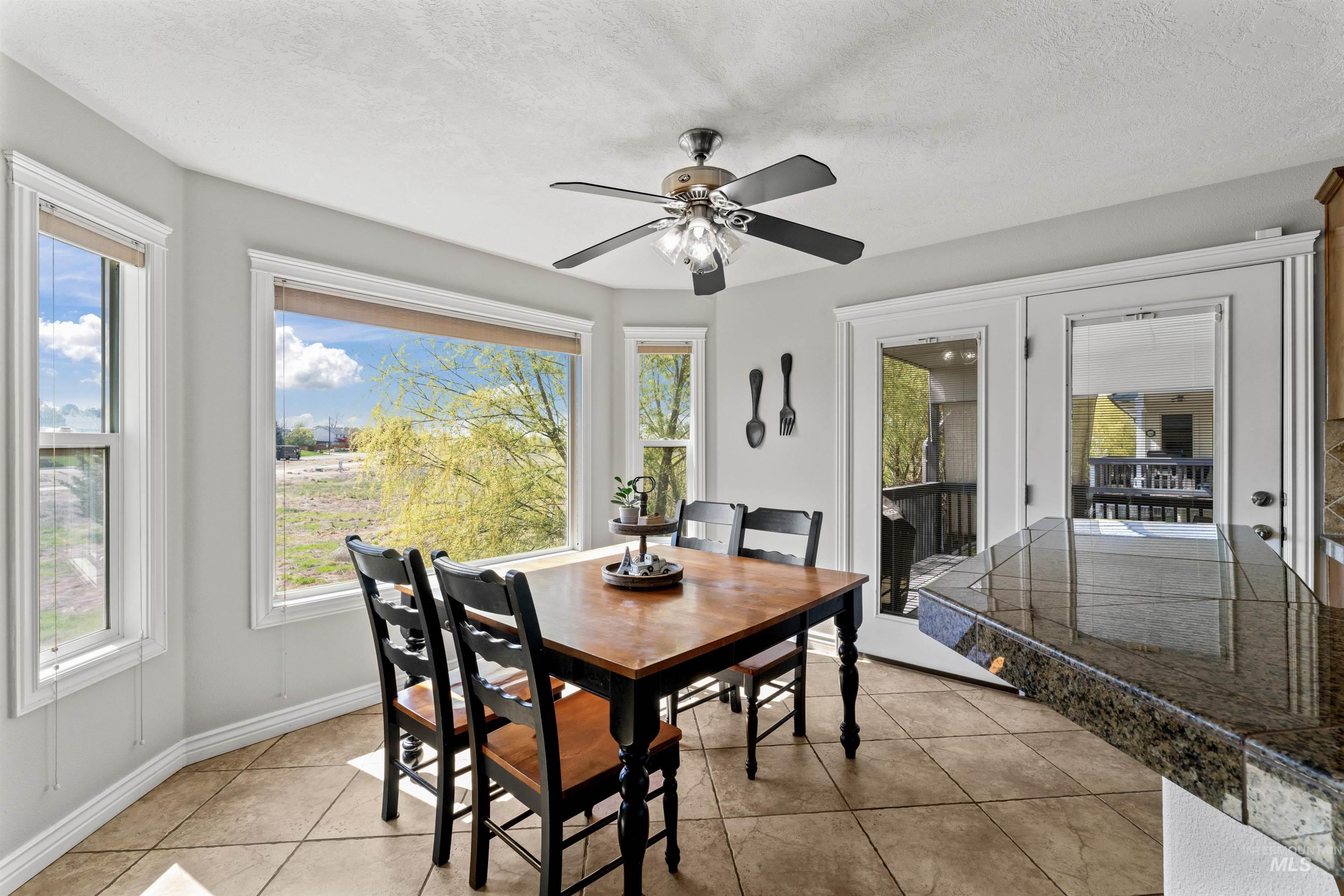 2935 S Skyview Drive Property Photo 9