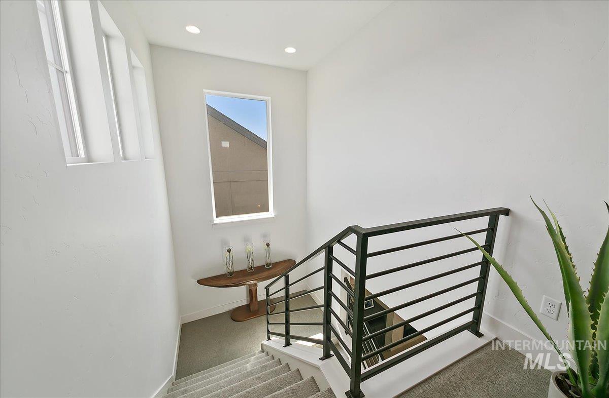 365 S Short Ln Property Photo 28
