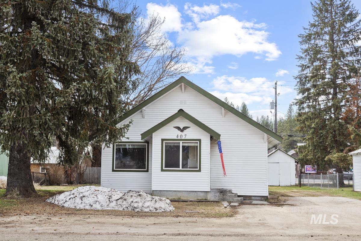 407 S Front Street Property Photo