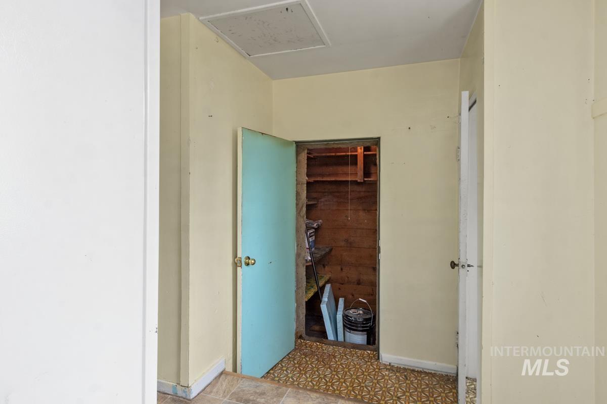 407 S Front Street Property Photo 15