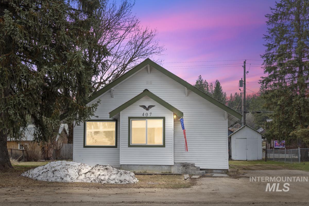 407 S Front Street Property Photo 17