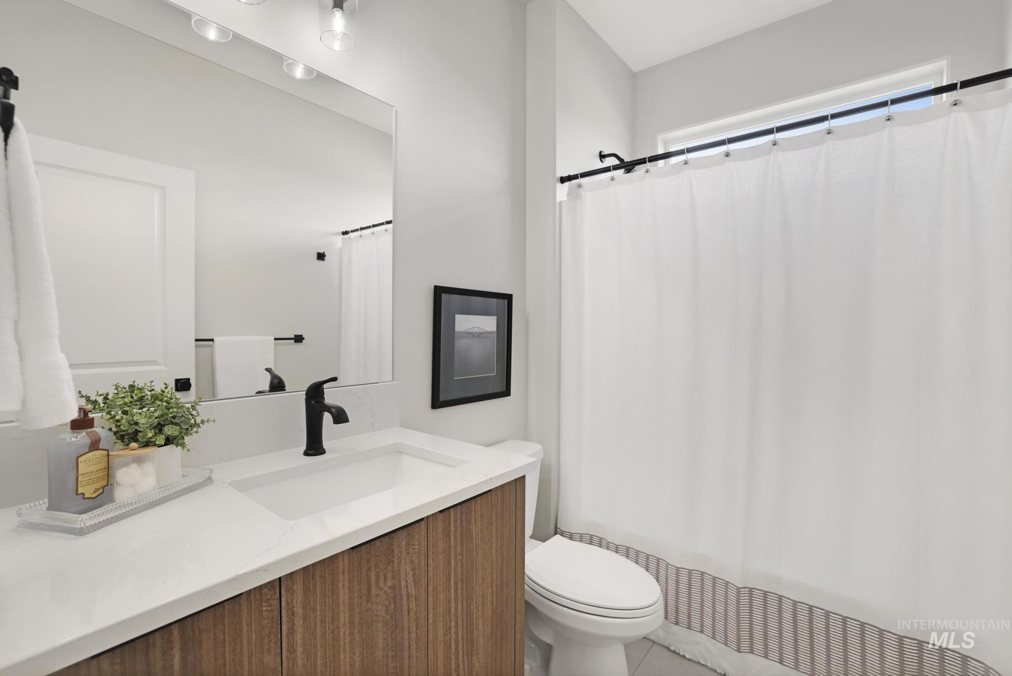 916 23rd Ave E Property Photo 21