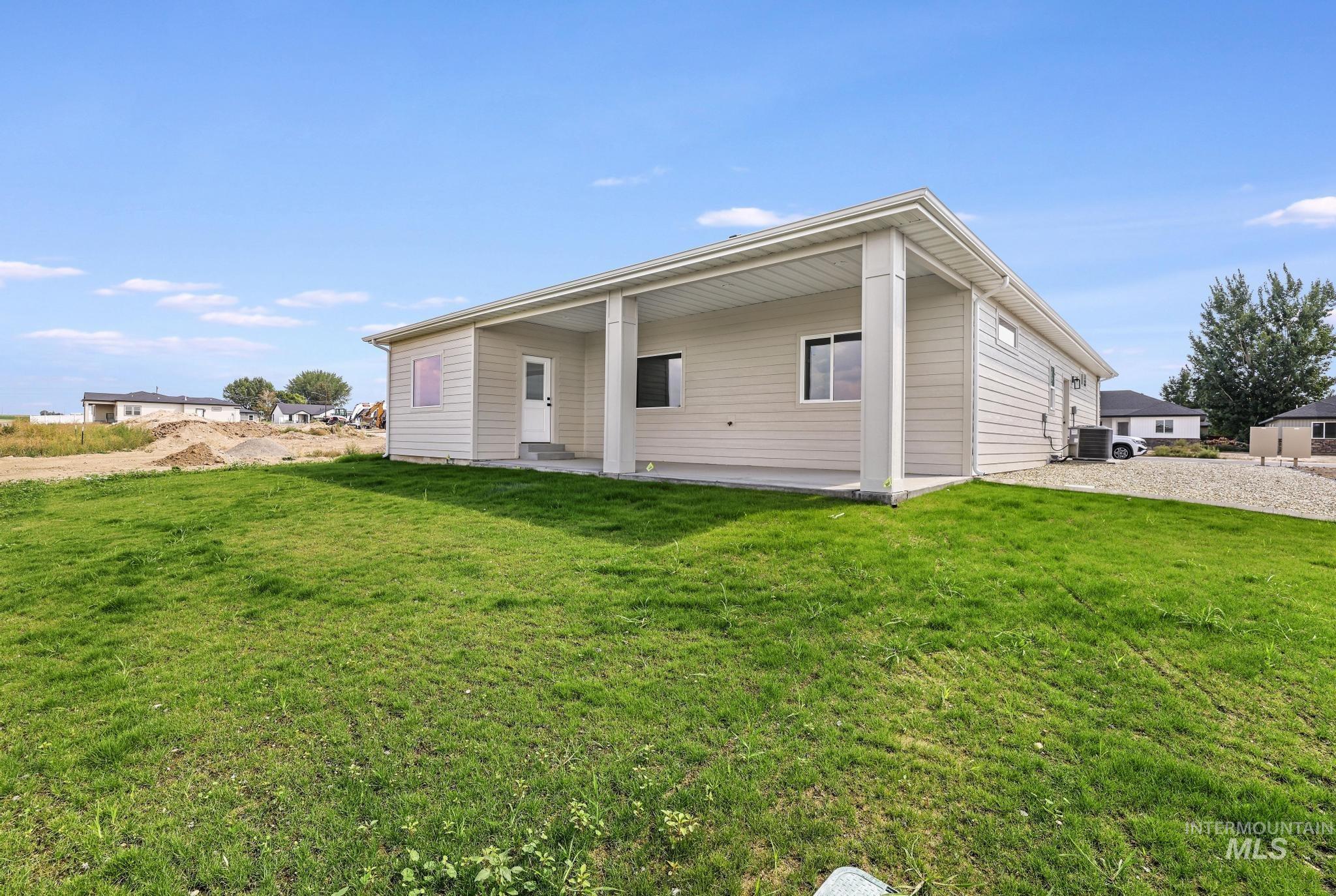 916 23rd Ave E Property Photo 26