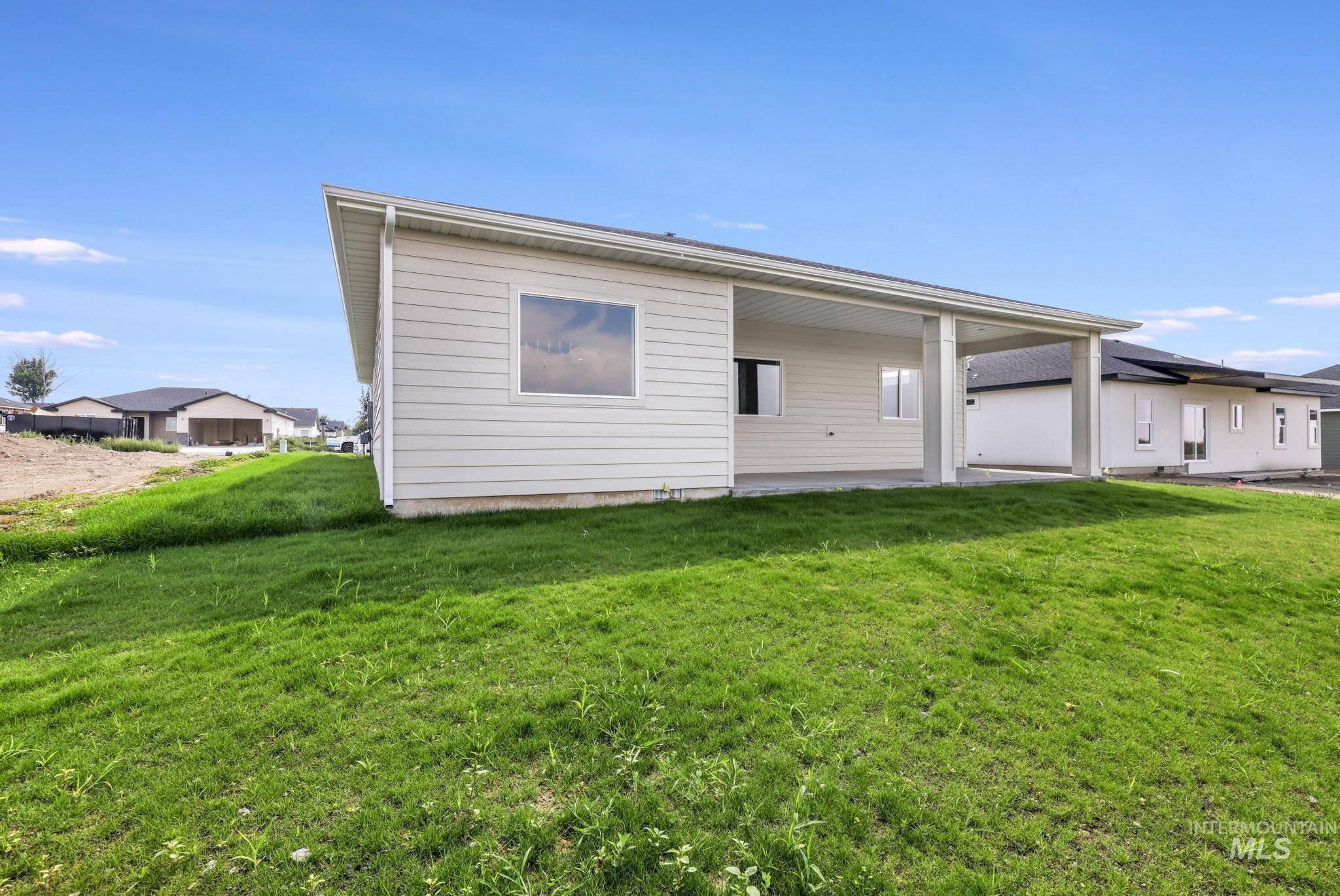 916 23rd Ave E Property Photo 28