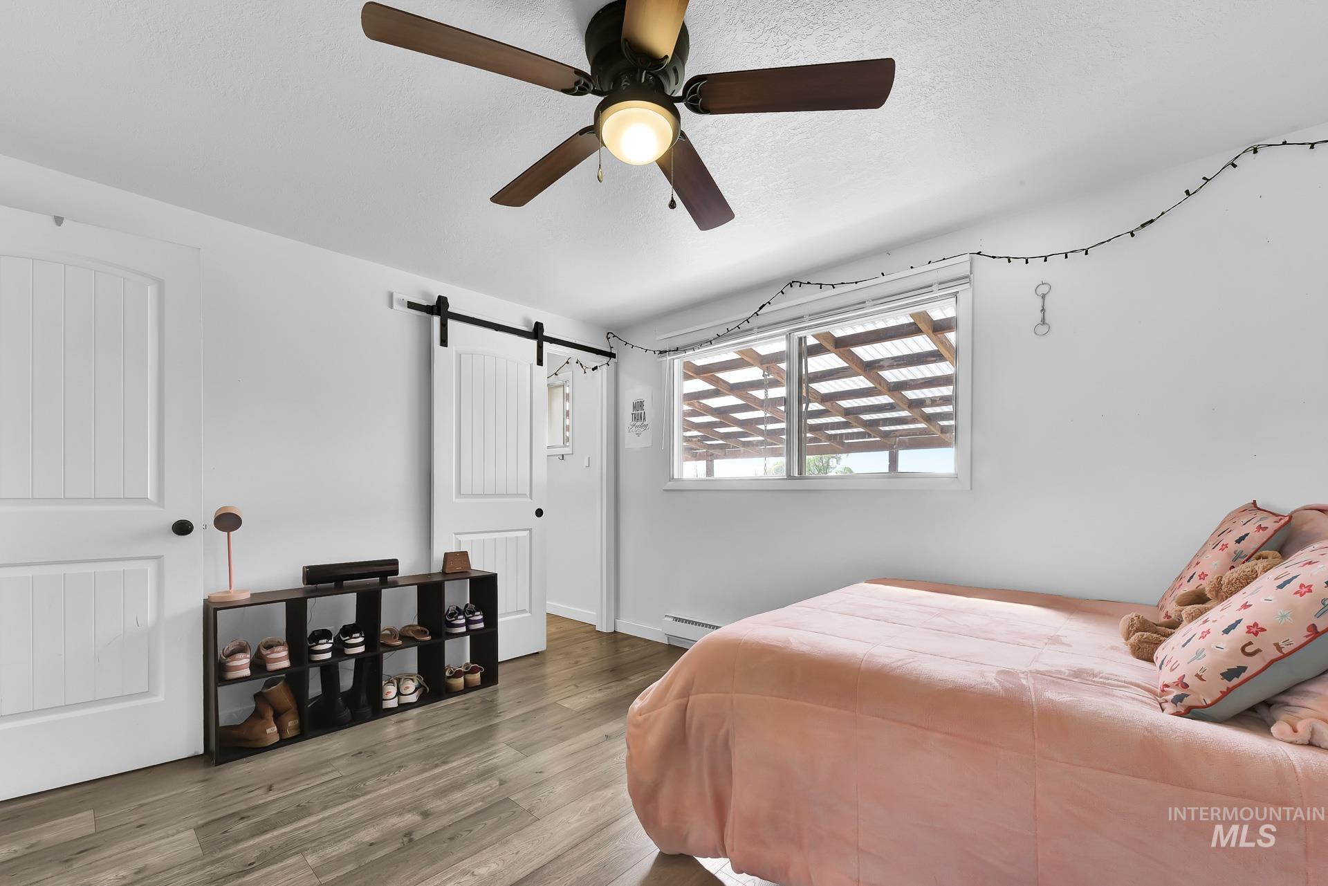 1755 S Artesian Rd. Property Photo 20