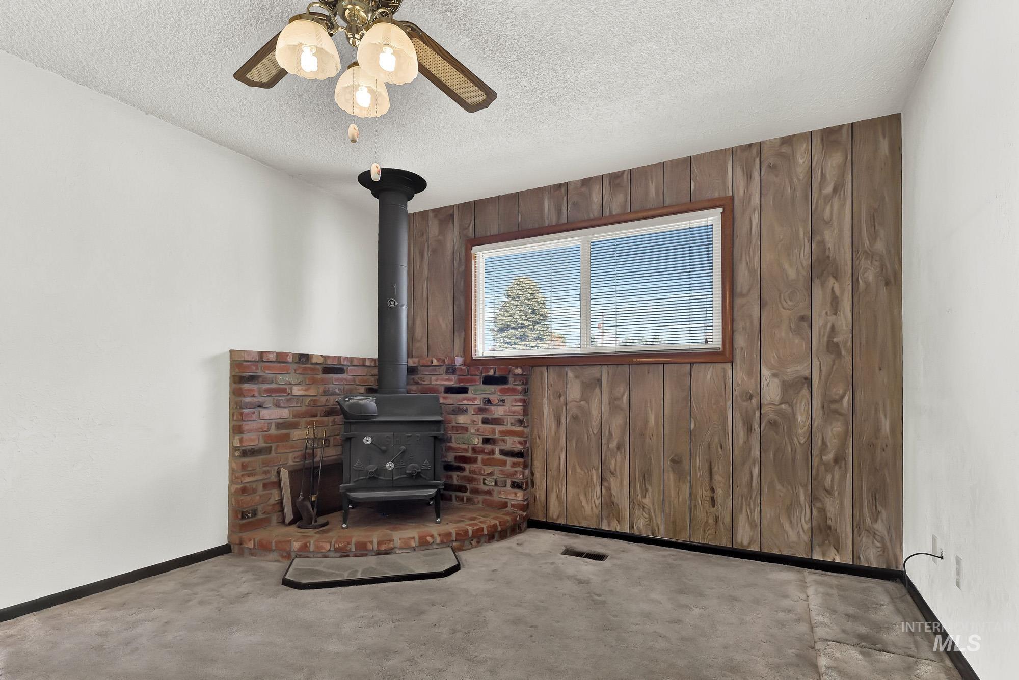 204 Hilldrop St Property Photo 19