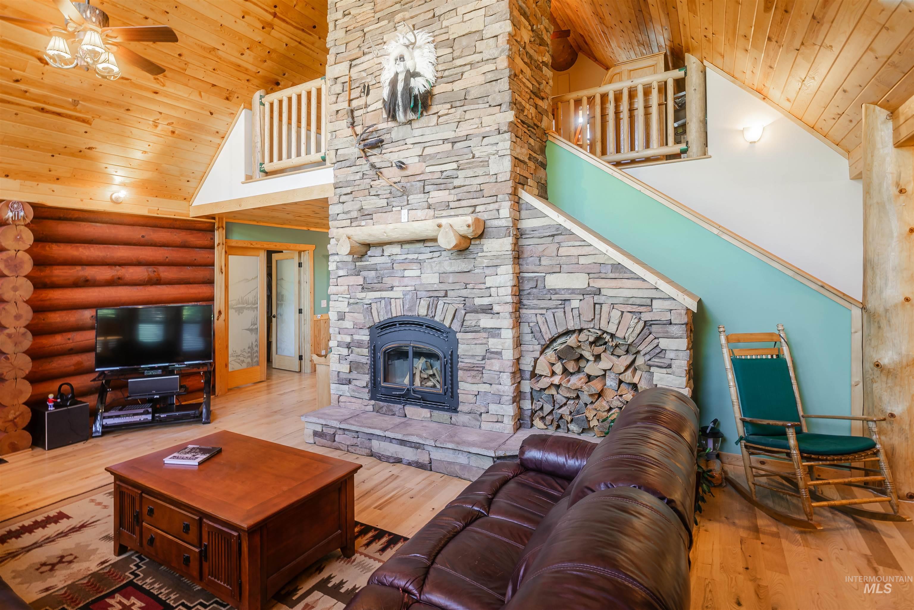 10 Tamarack Trl Property Photo 7