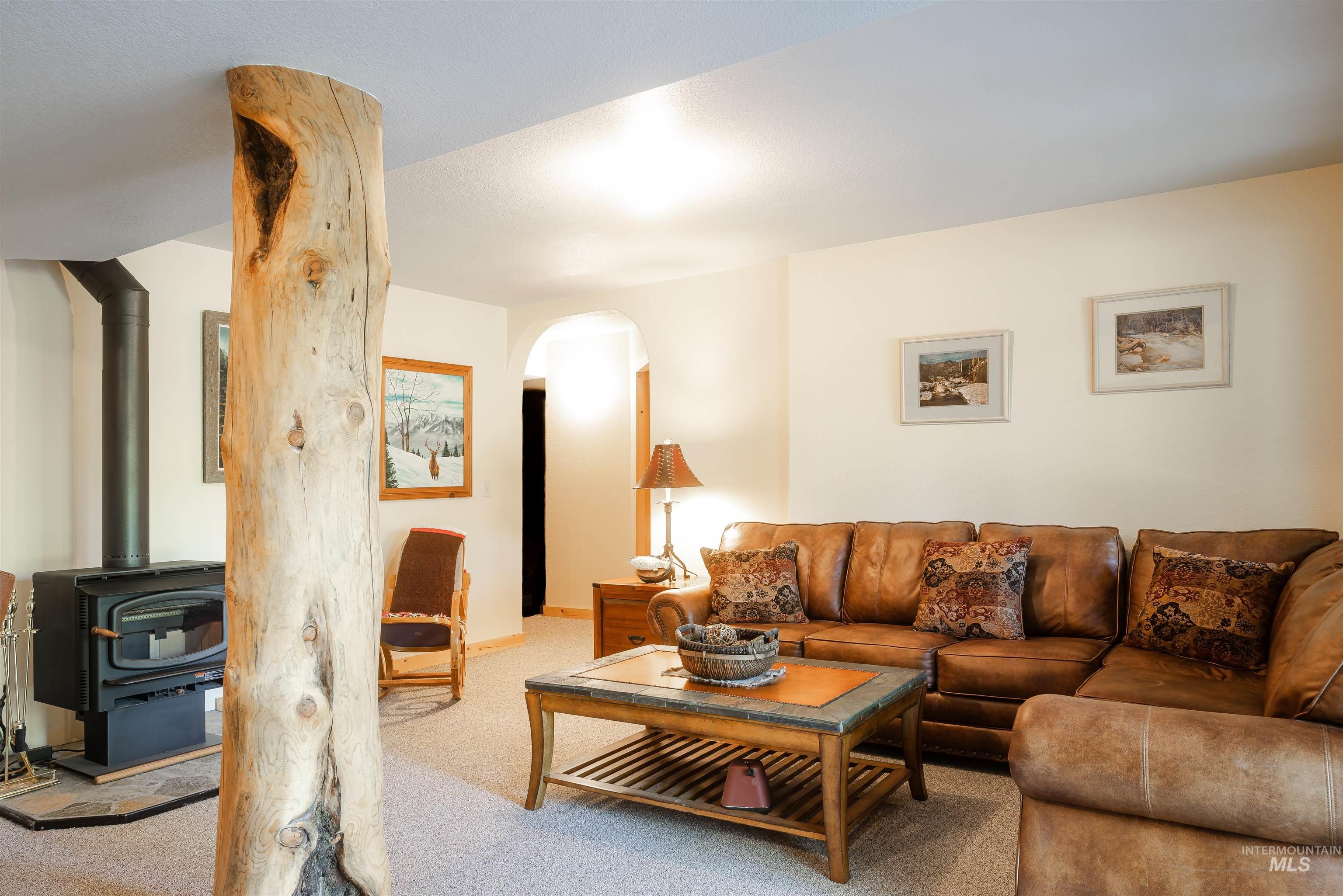 10 Tamarack Trl Property Photo 19