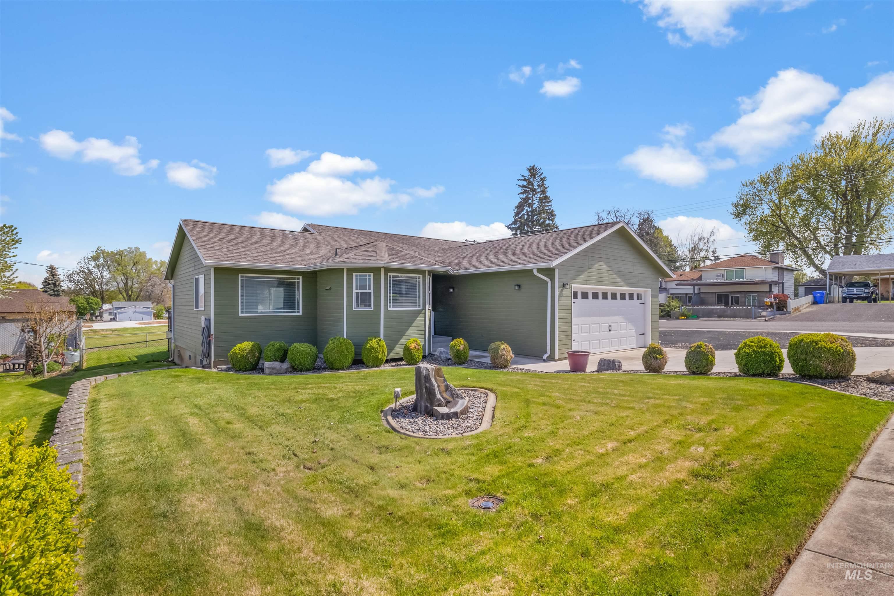 3437 14th Street C Property Photo