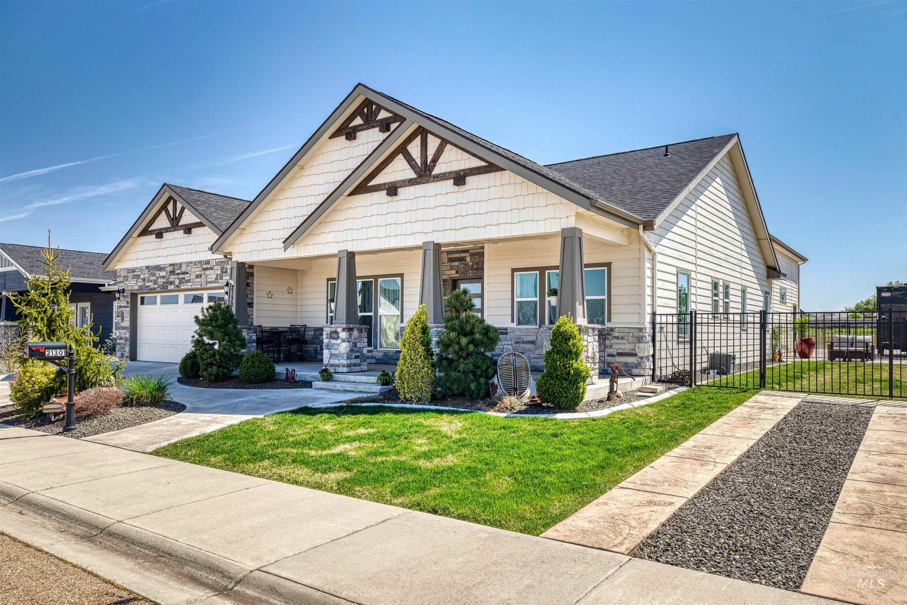 Greenleaf Real Estate Listings Main Image