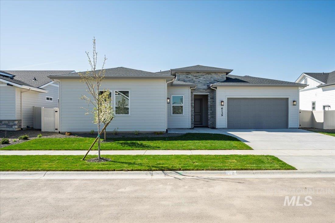 8585 W Pond Pine St Property Photo 1