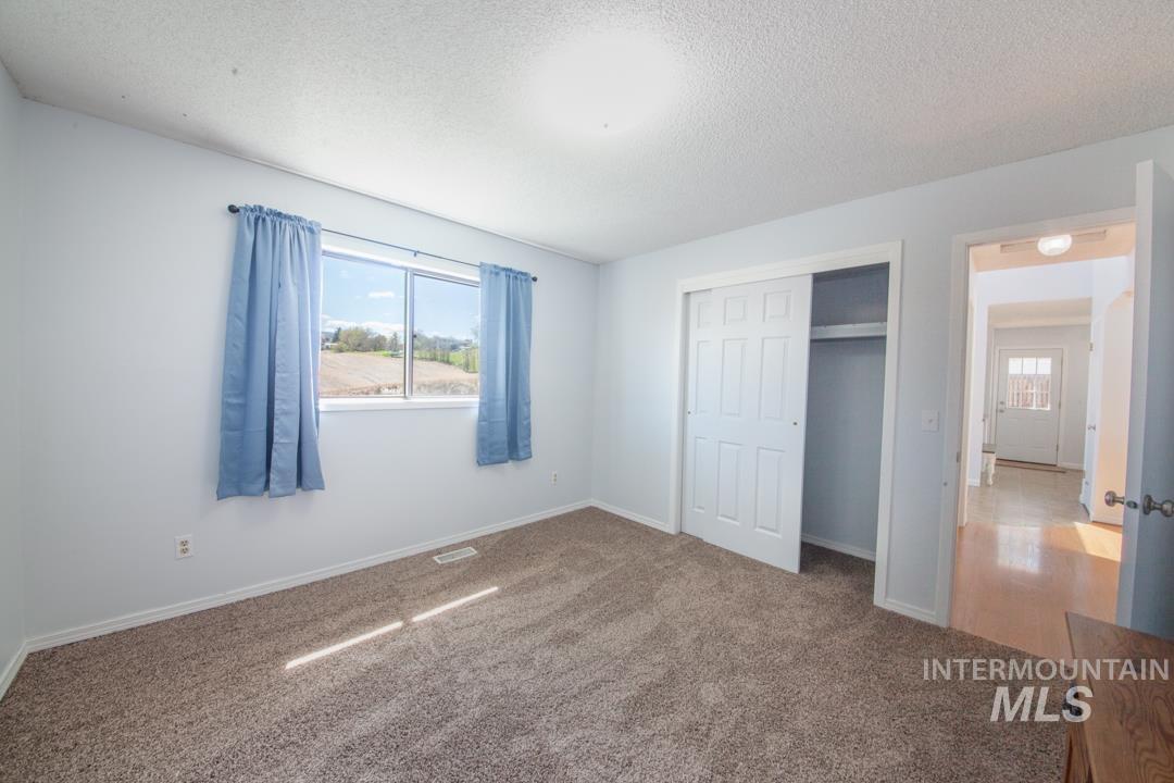 531 Silcott Court Property Photo 18