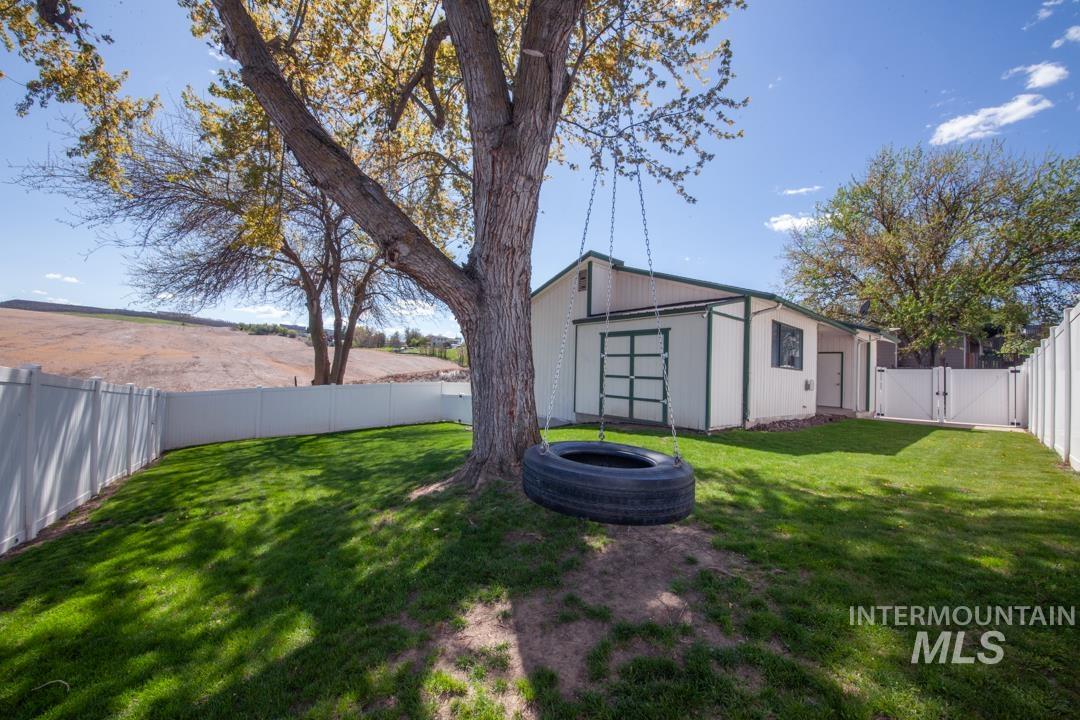 531 Silcott Court Property Photo 23