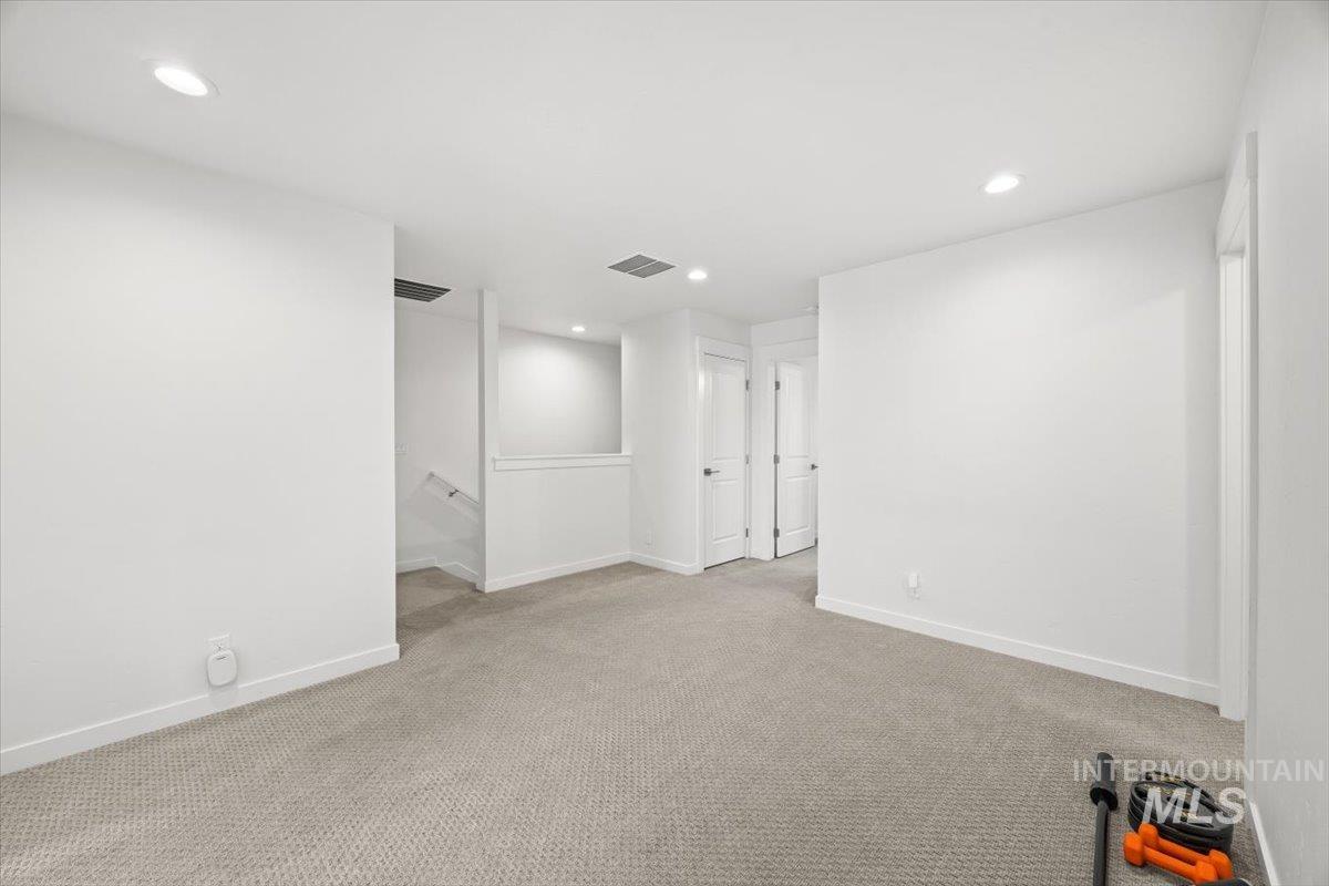 11008 W Portola St Property Photo 17
