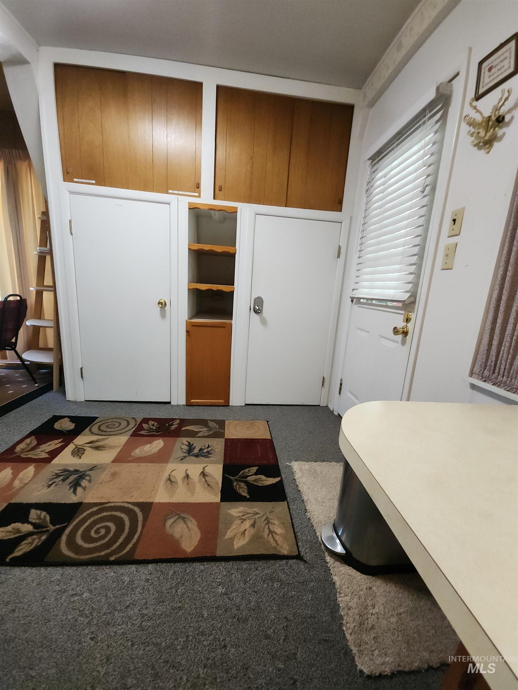 95 E Pansy Drive Property Photo 9