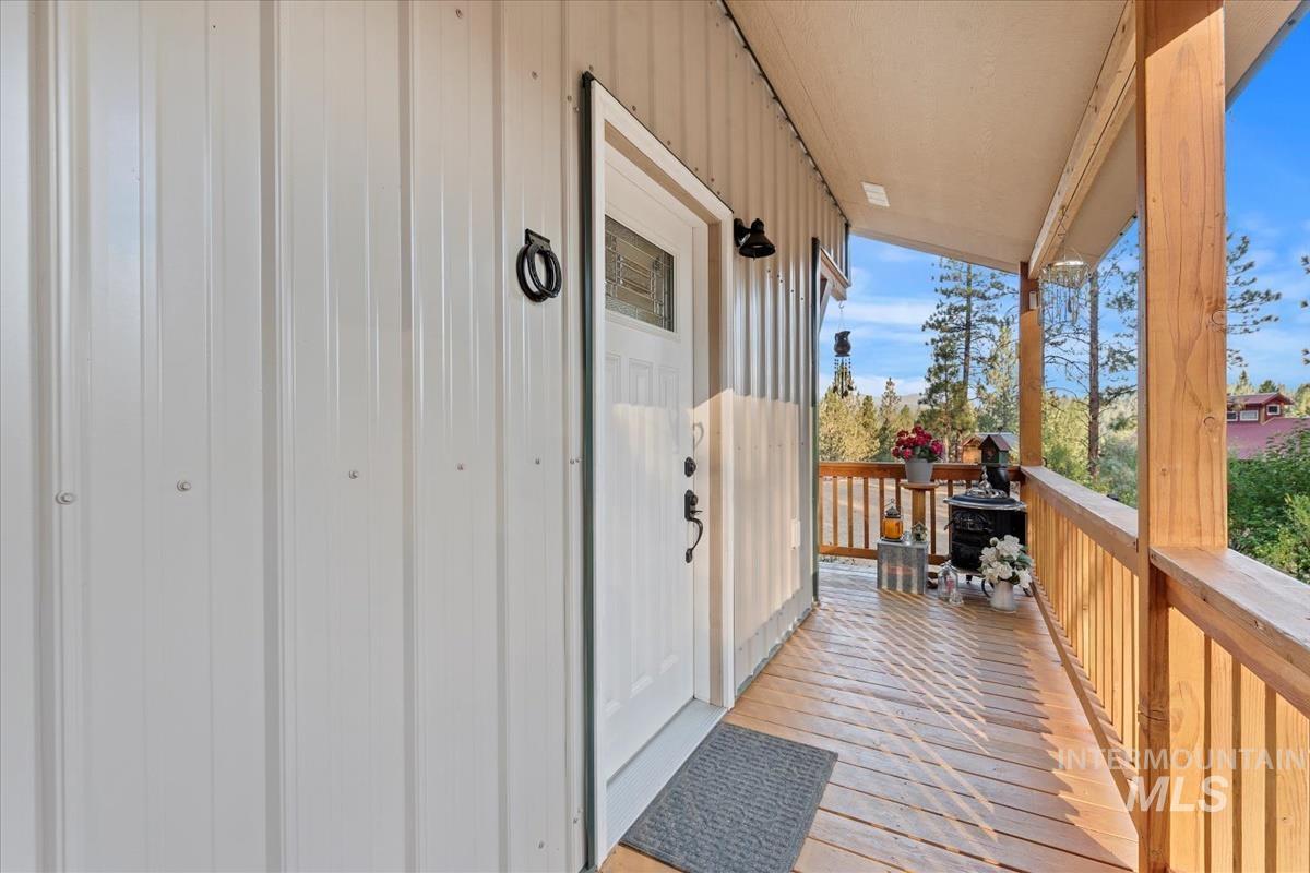 20 View Dr Property Photo 2
