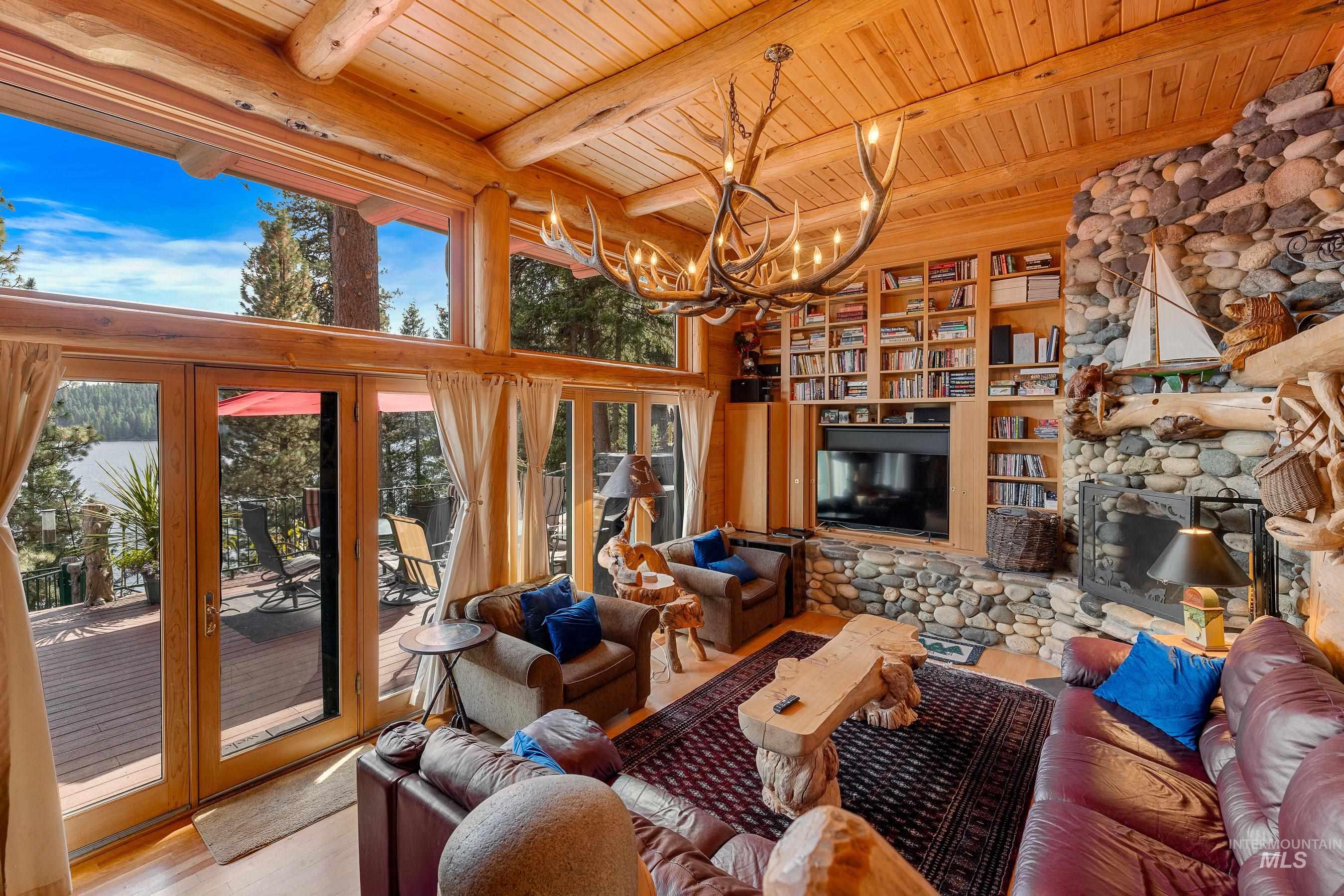 3670 Warren Wagon Road Property Photo 6