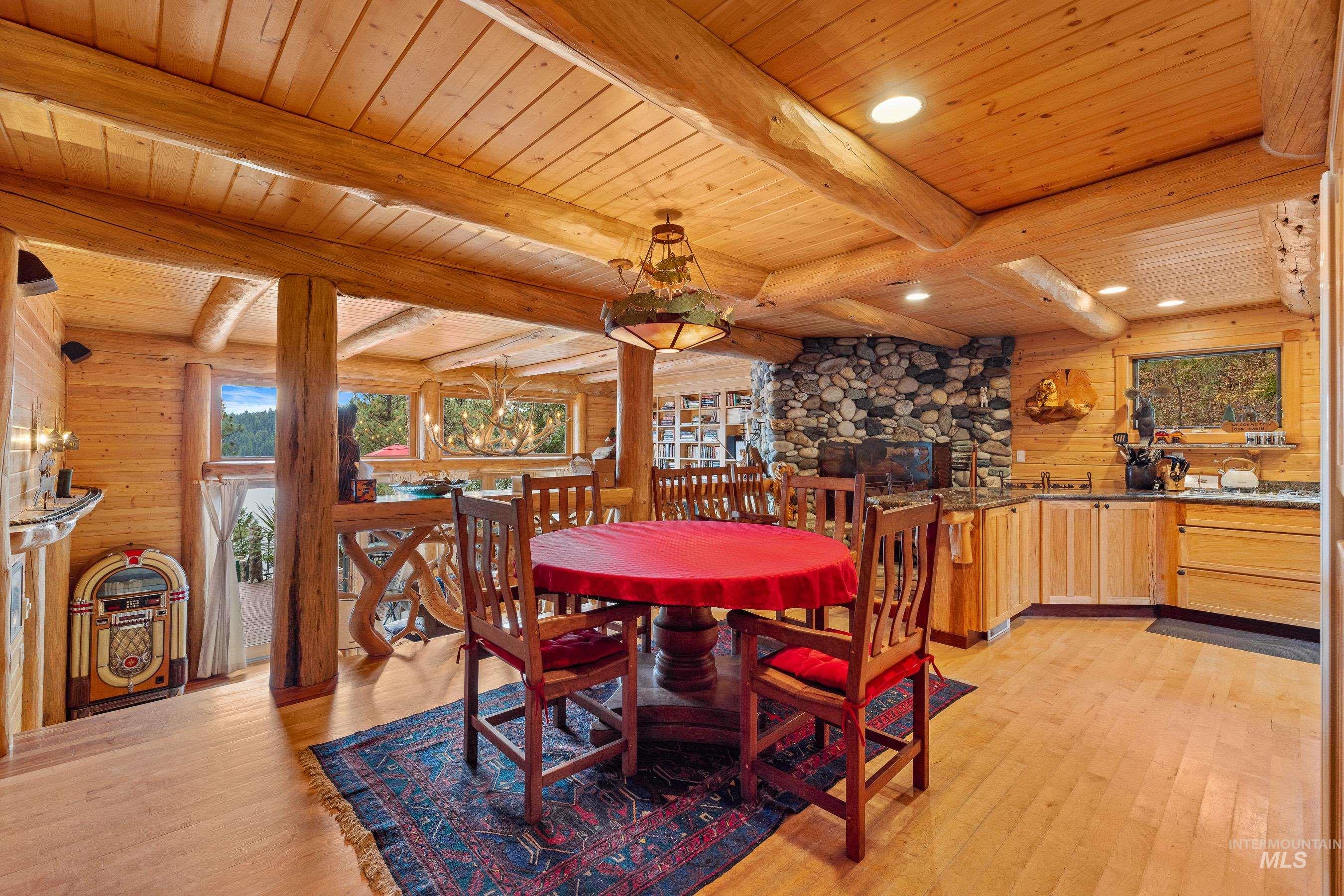 3670 Warren Wagon Road Property Photo 8