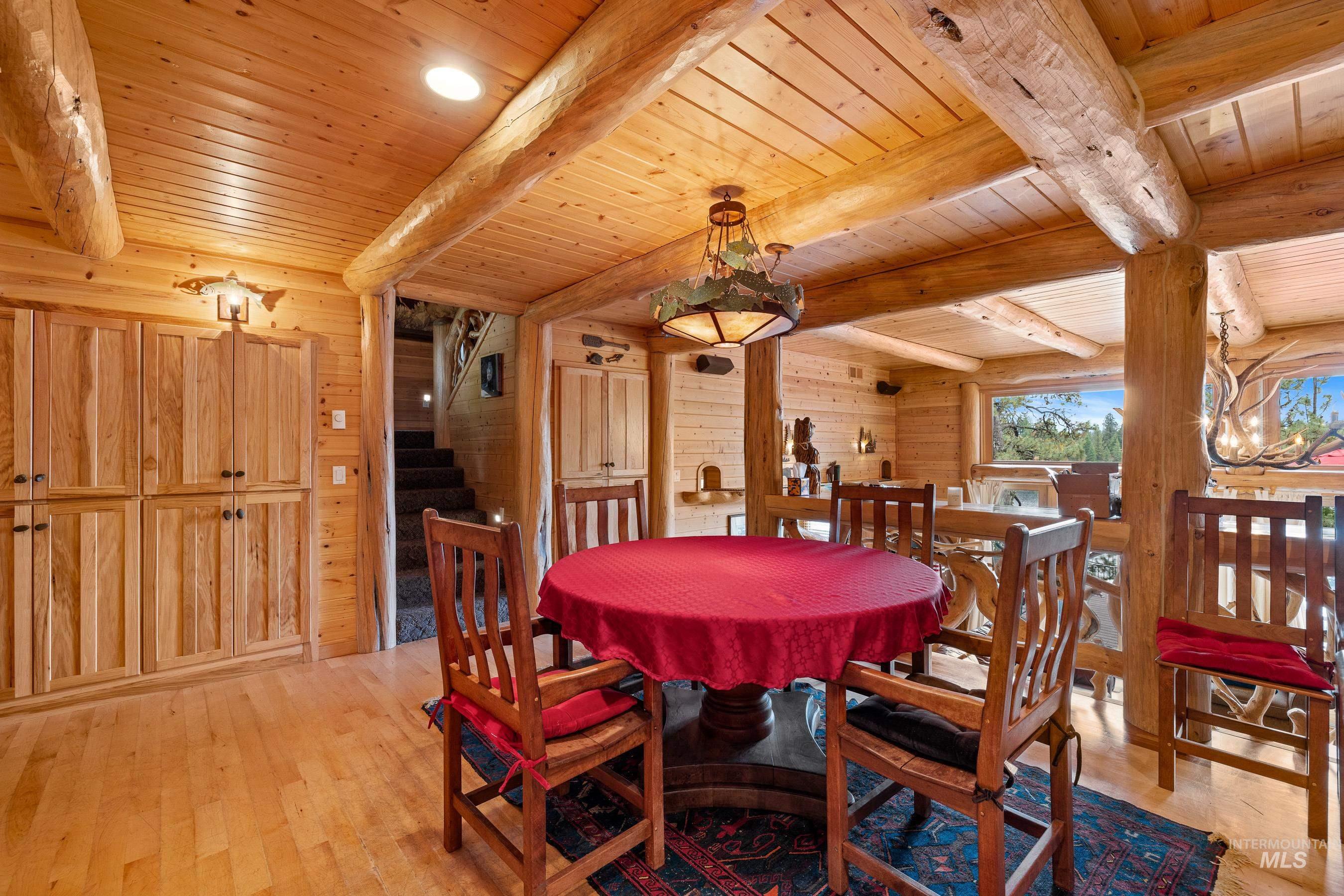 3670 Warren Wagon Road Property Photo 9
