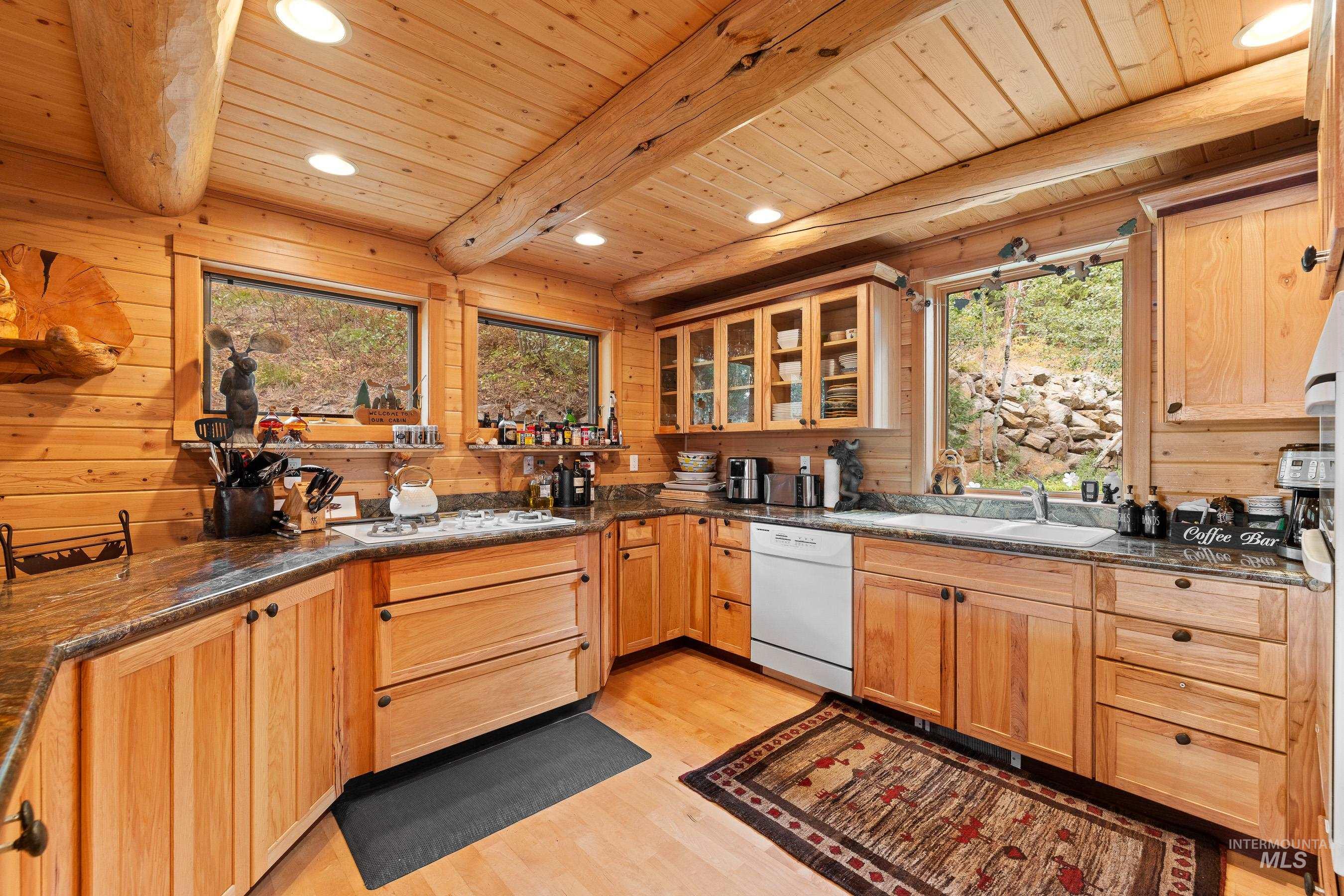 3670 Warren Wagon Road Property Photo 11