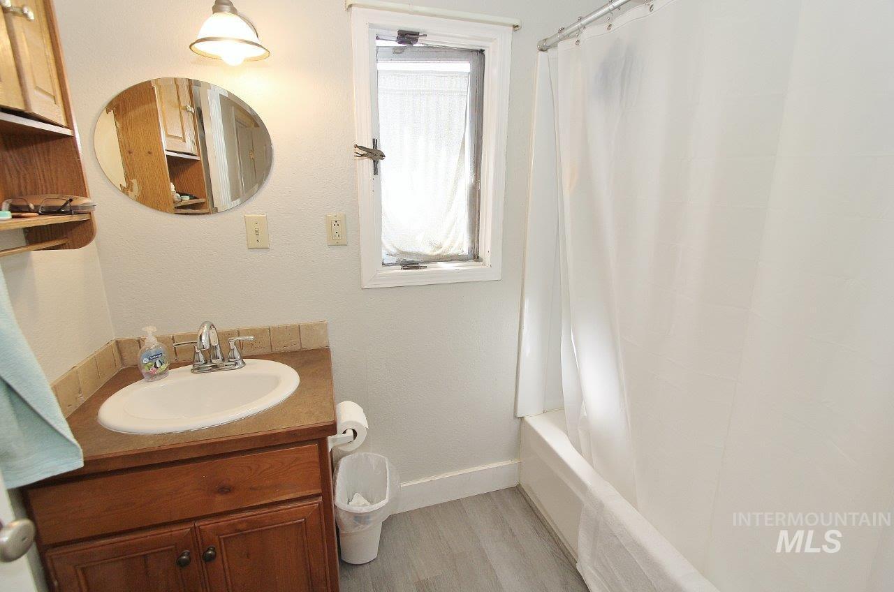 415 S Fern St. Property Photo 17