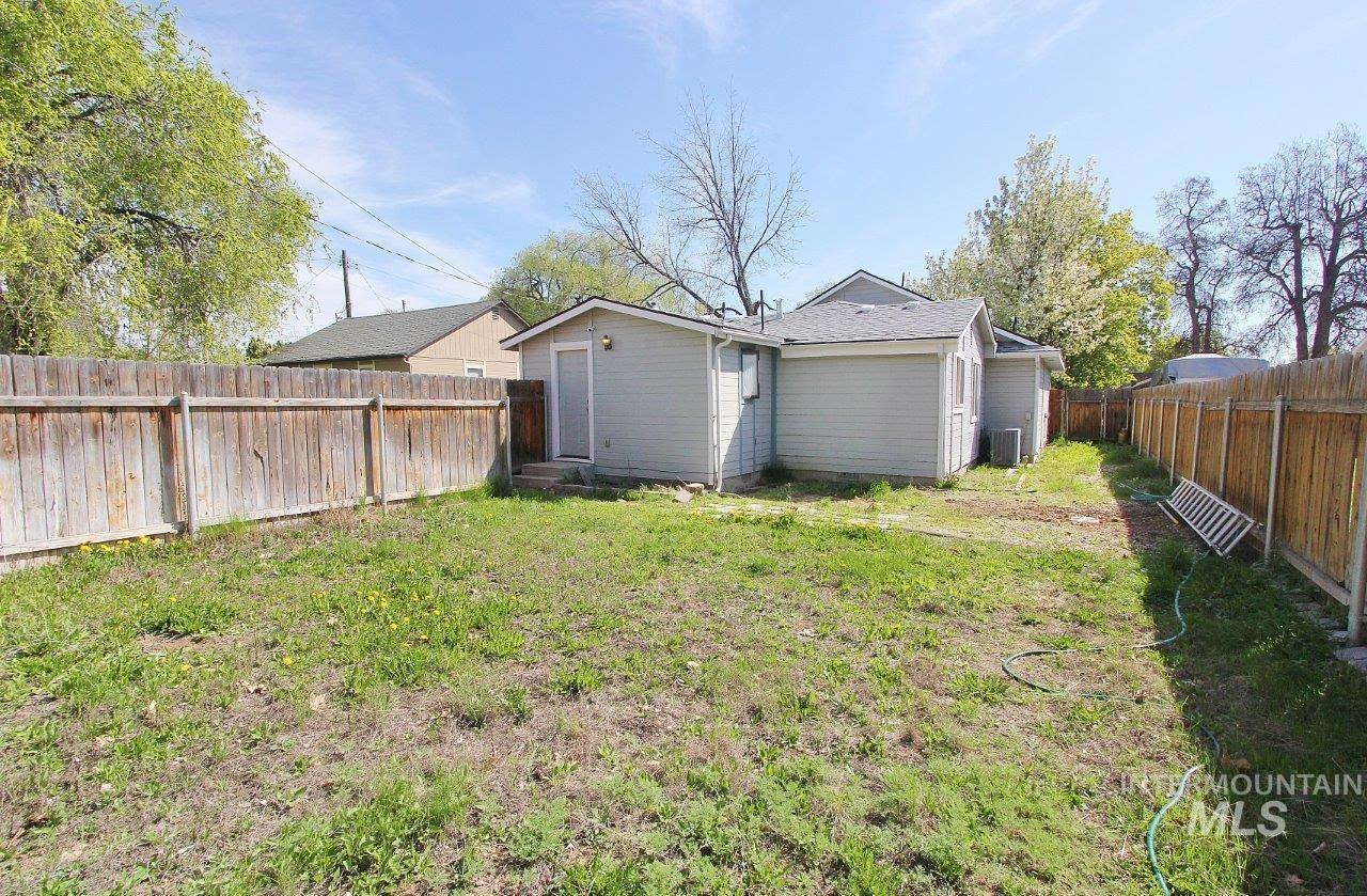 415 S Fern St. Property Photo 18