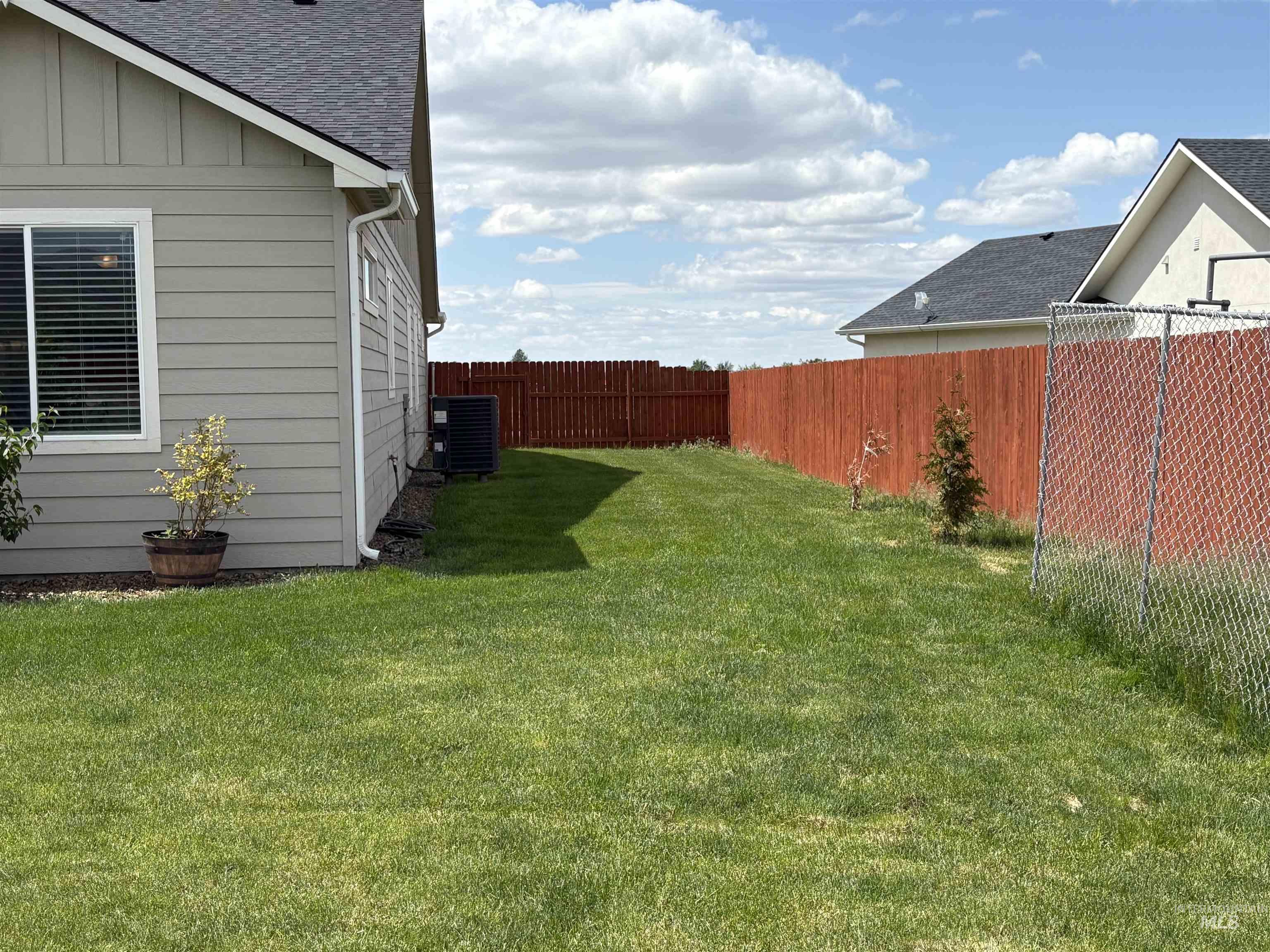 2290 Shoshone Ln Property Photo 36