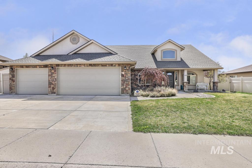2121 Settlers Lane Property Photo