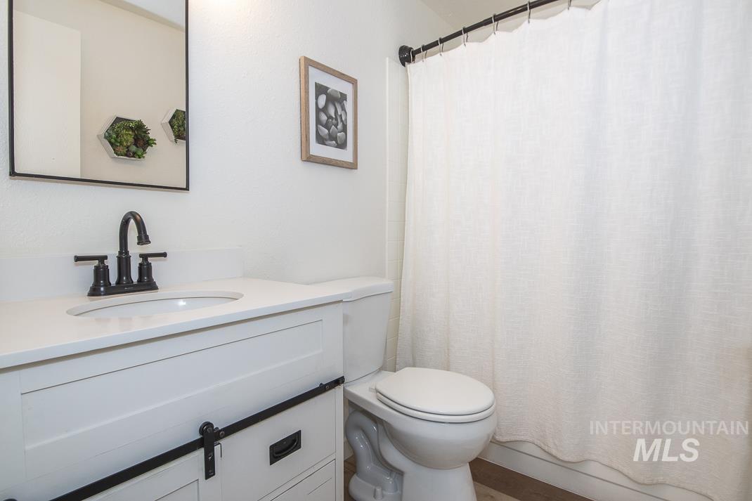 12587 Galloway Rd Property Photo 8