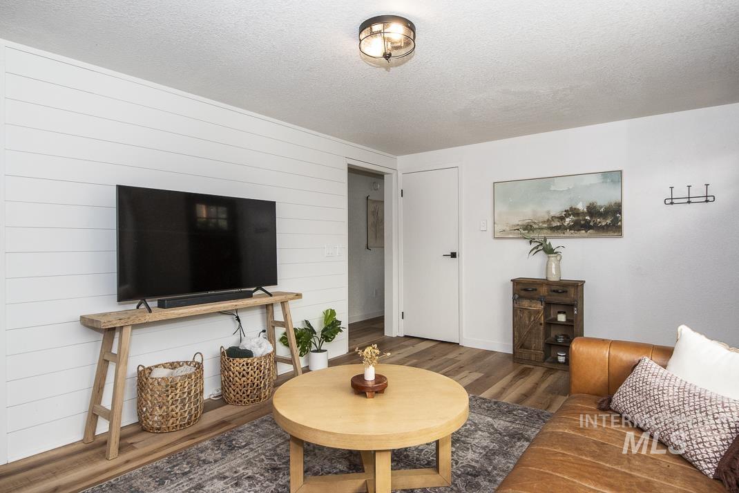 12587 Galloway Rd Property Photo 15