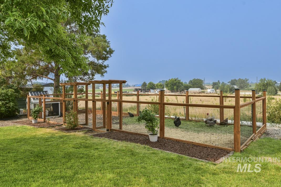 12587 Galloway Rd Property Photo 35
