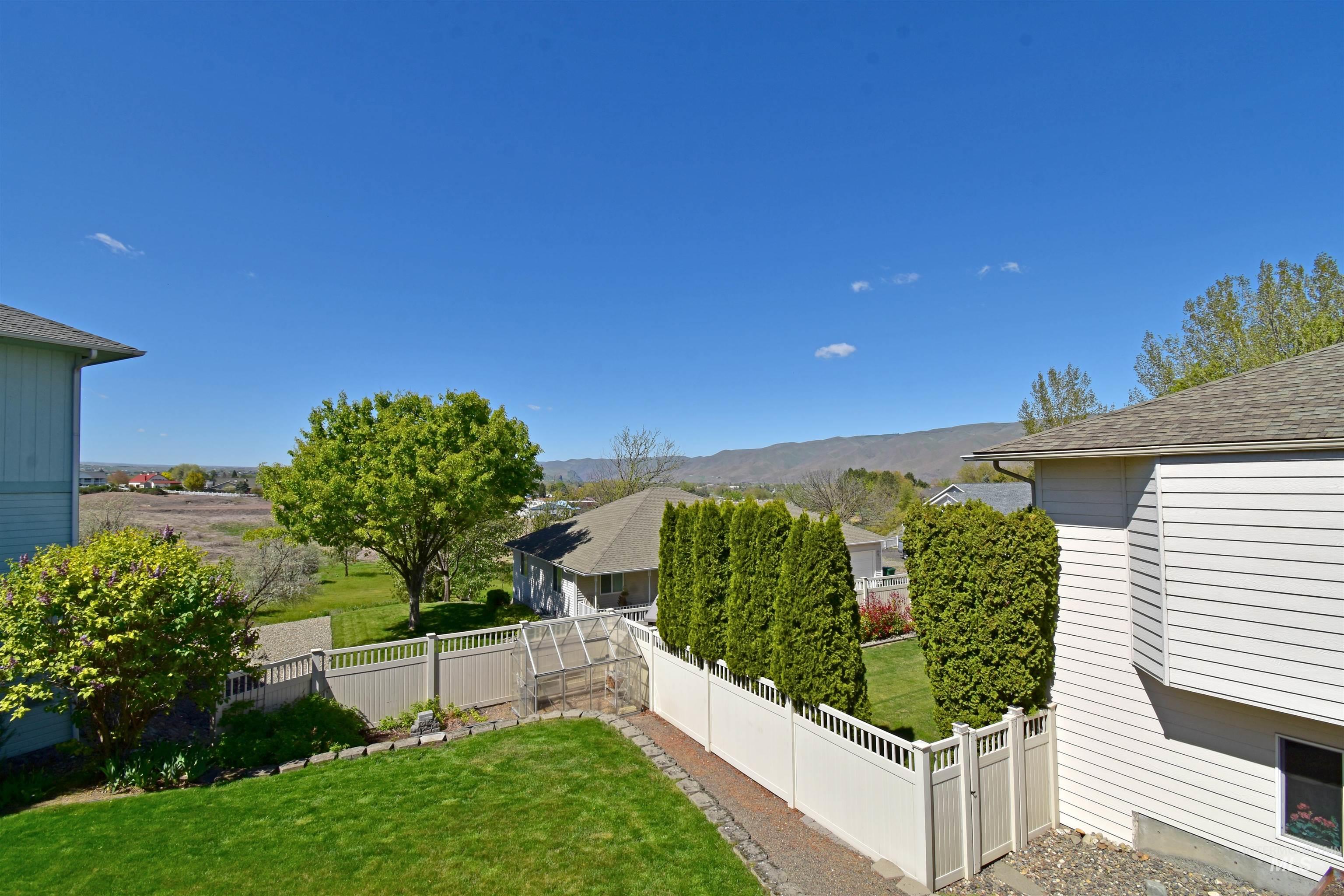 2144 13th Street Property Photo 2