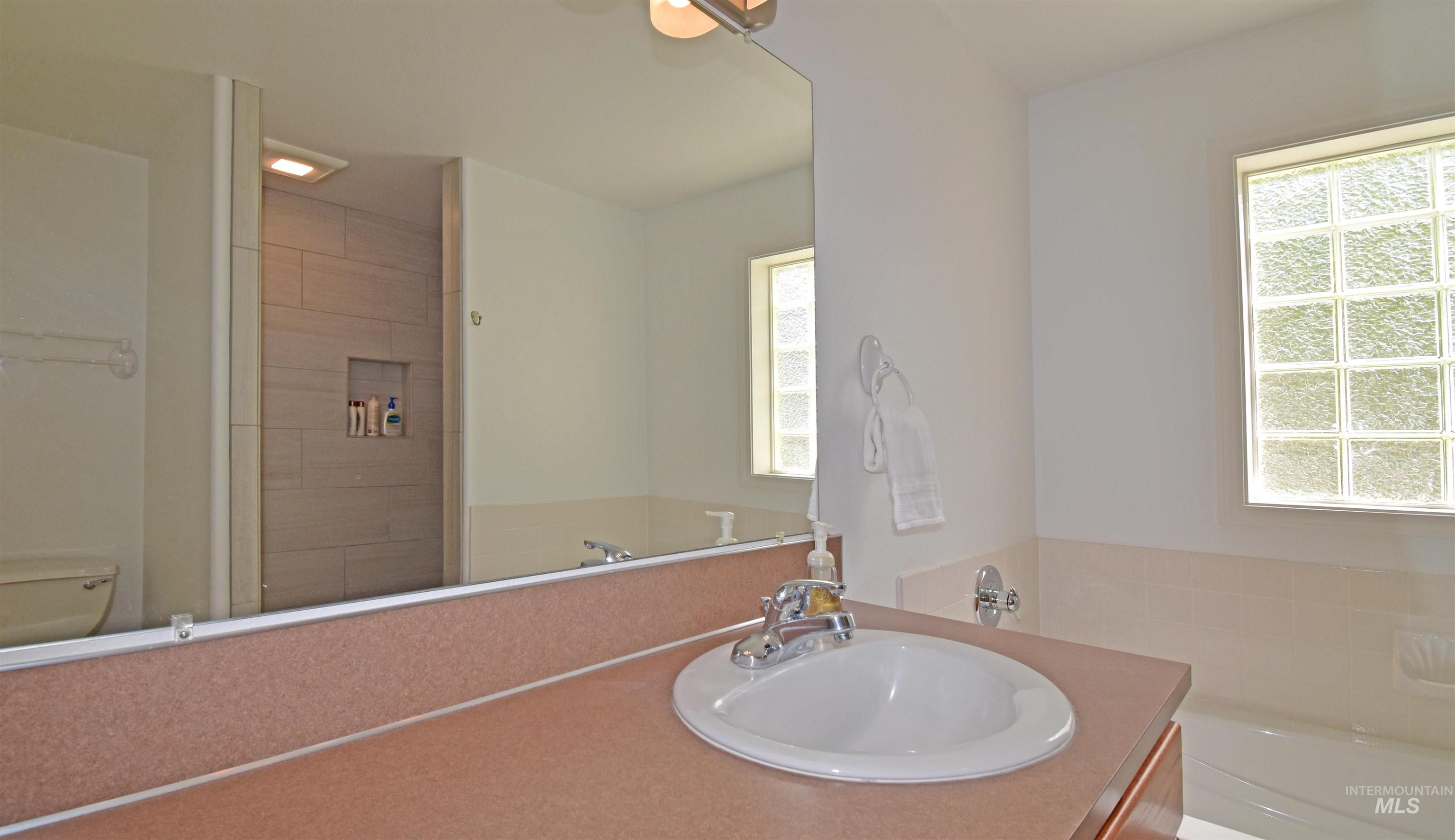 2144 13th Street Property Photo 8