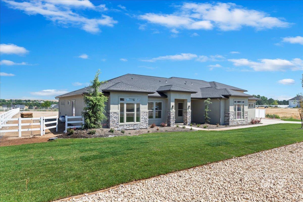 9382 Basin Kid Property Photo 3