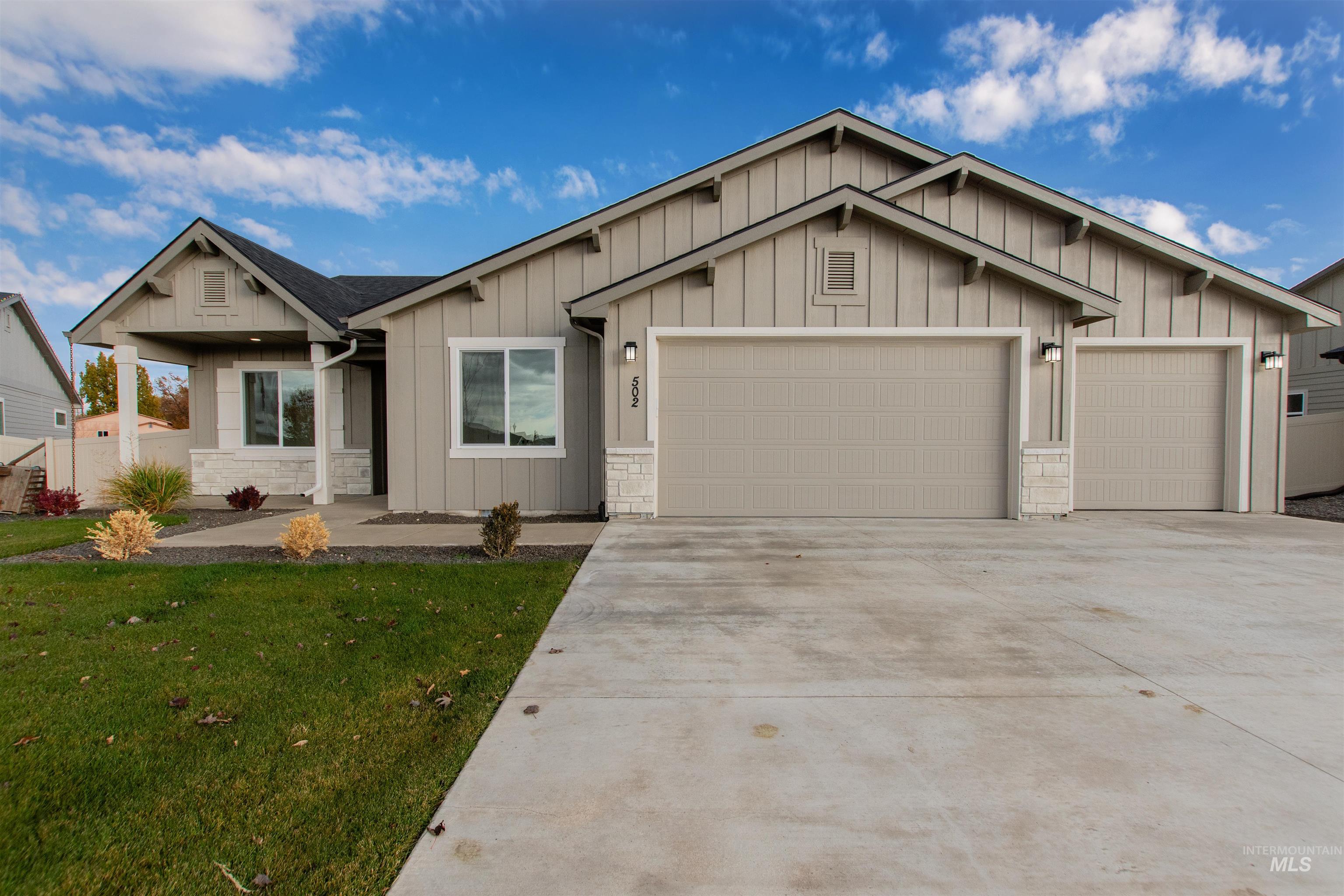 502 Farm Creek Avenue Property Photo 2