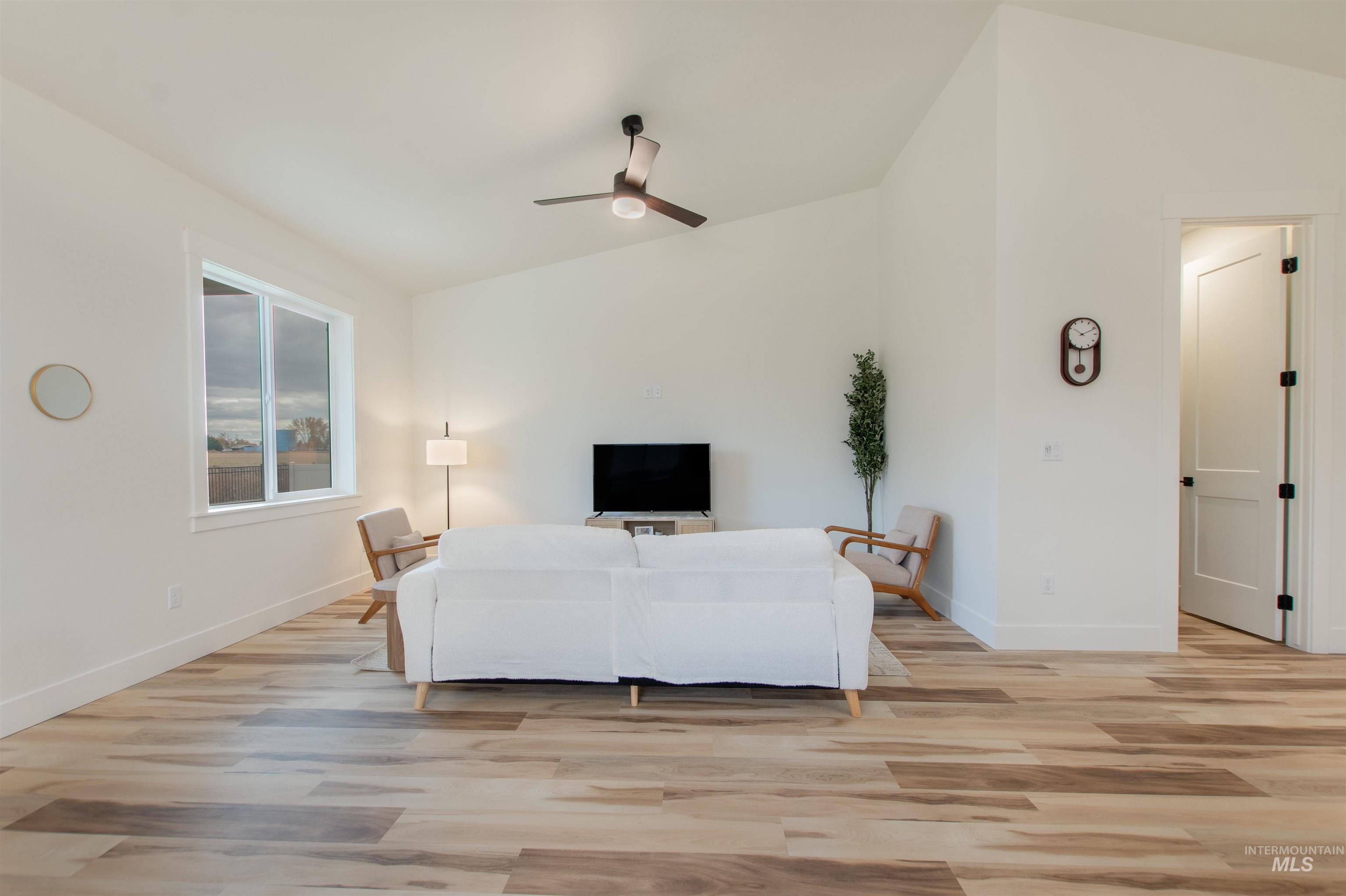 502 Farm Creek Avenue Property Photo 11