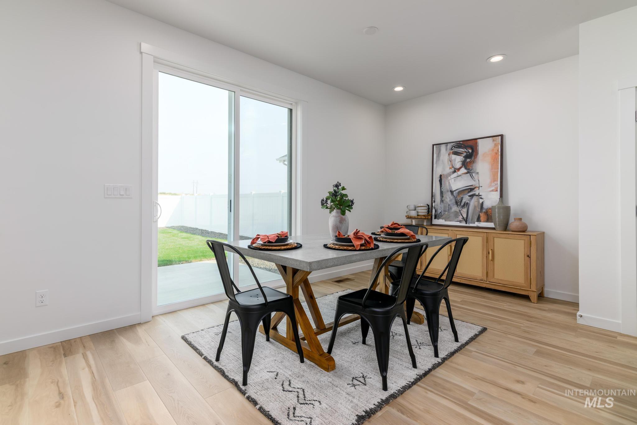 14658 Wing Spread Dr Property Photo 8