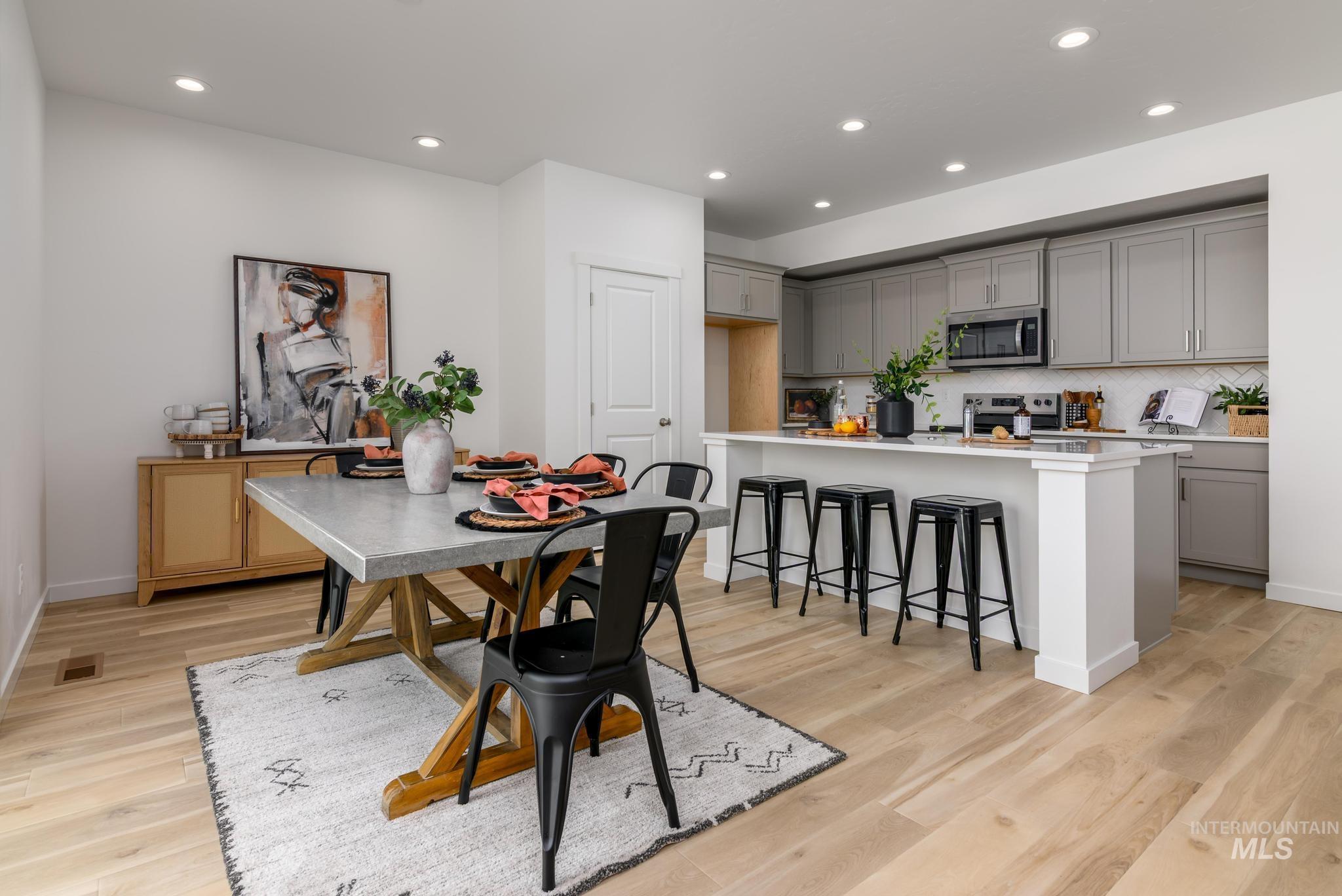 14658 Wing Spread Dr Property Photo 9