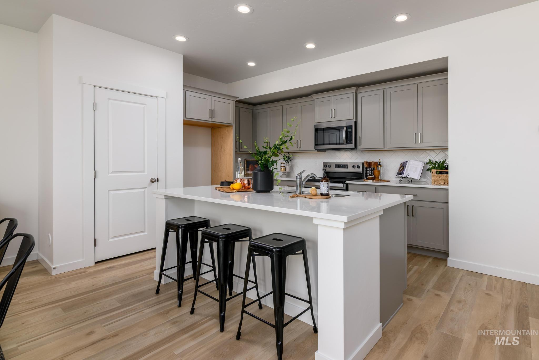 14658 Wing Spread Dr Property Photo 11